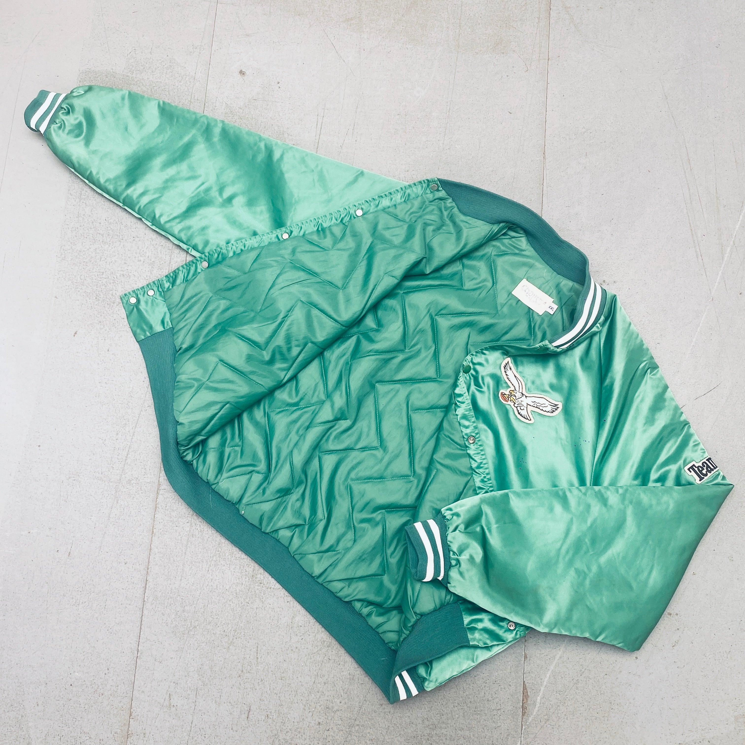 Philadelphia Eagles 1980s Vintage Satin Bomber Jacket XXL - Retro NFL Football Fan Apparel for Game Day & Casual Wear