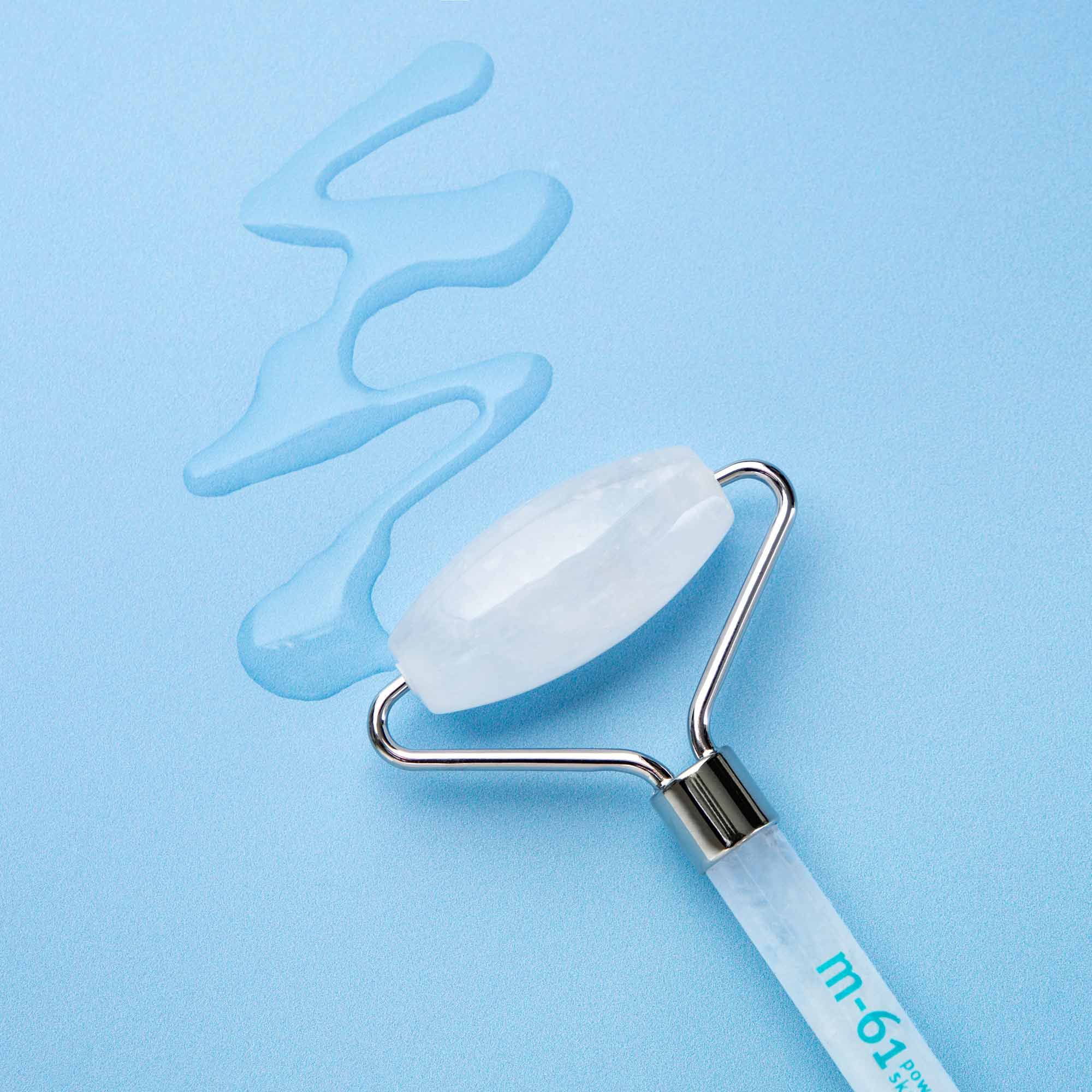 Natural Clear Quartz Facial Roller for Skin Care - Reduce Puffiness & Wrinkles - Perfect for Morning Routine & Spa Night