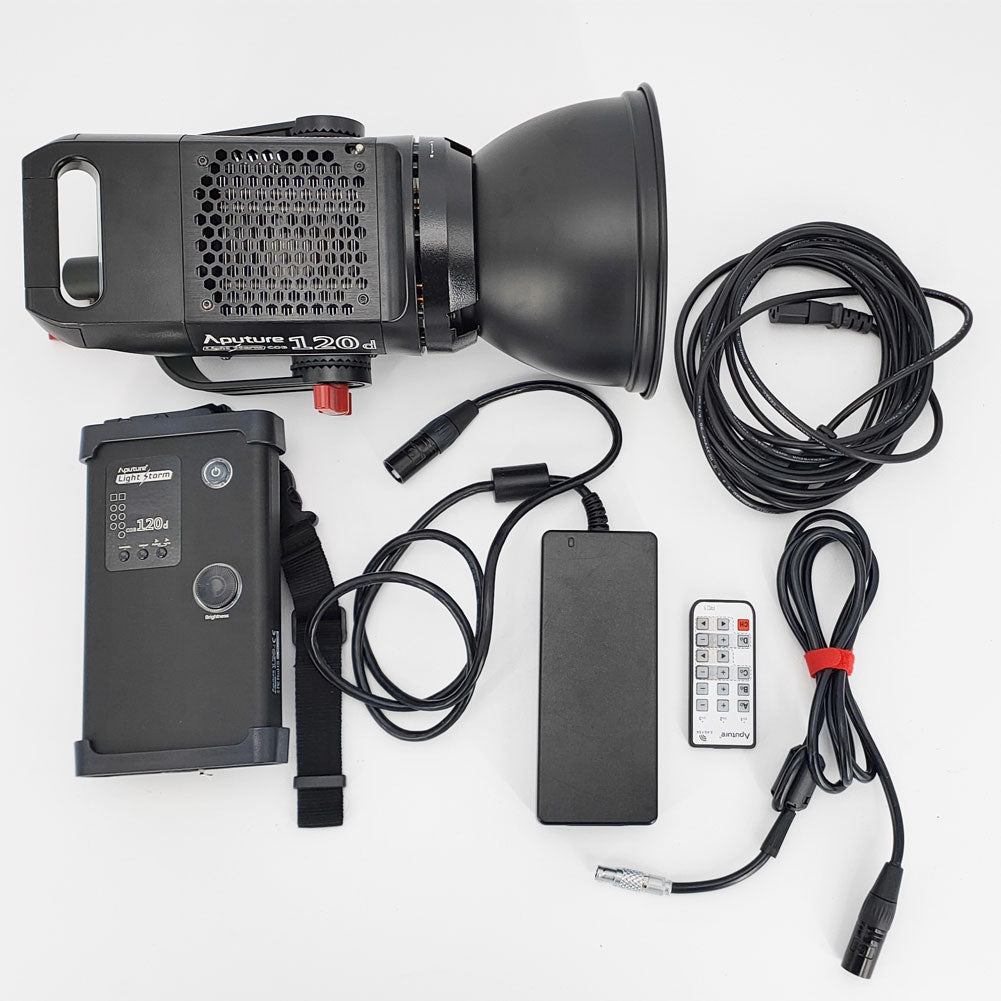 Aputure LS C120d 6000K Daylight LED Video Light - 96+ CRI Studio Lighting for Filmmaking, Photography & YouTube Videos (Demo Stock) - Perfect for Indoor/Outdoor Shooting, Live Streaming & Content Creation