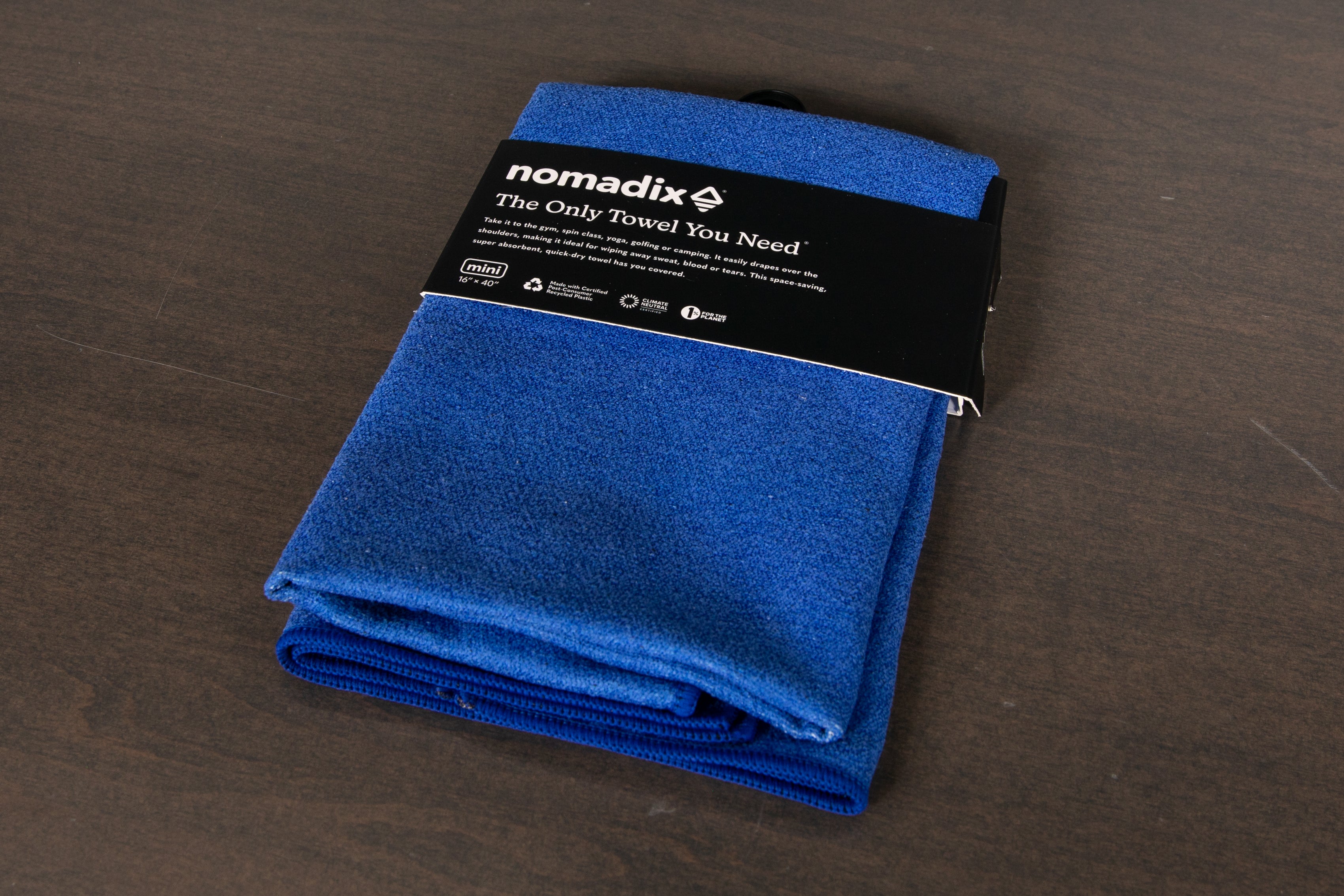 Premium Microfiber Gym Towel - Quick Dry & Absorbent Workout Towel for Fitness, Yoga & Home Gym - Ideal for Gym, Sports & Post-Workout Use