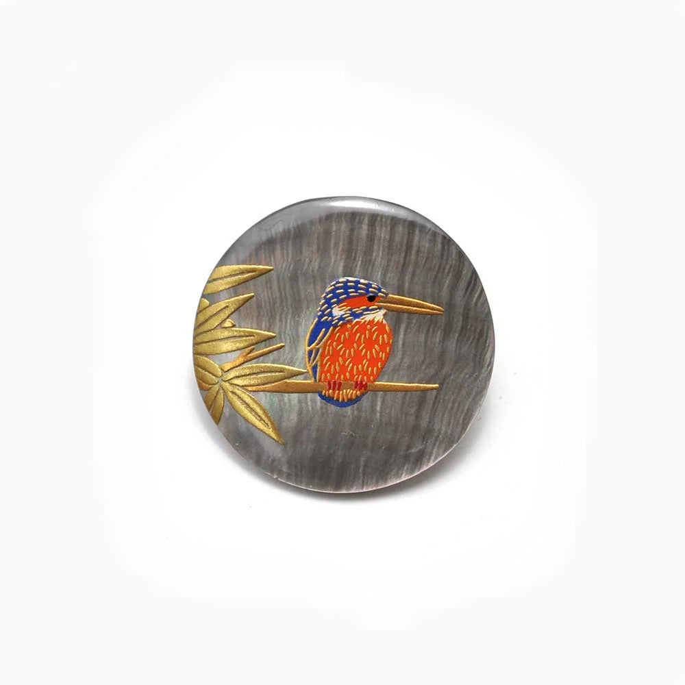 Exquisite Japanese Maki-e Urushi Lacquer Brooch with Black Lip Oyster Pearl & Kingfisher Feather - Handcrafted Traditional Jewelry for Women, Gift for Special Occasions, Weddings & Formal Events