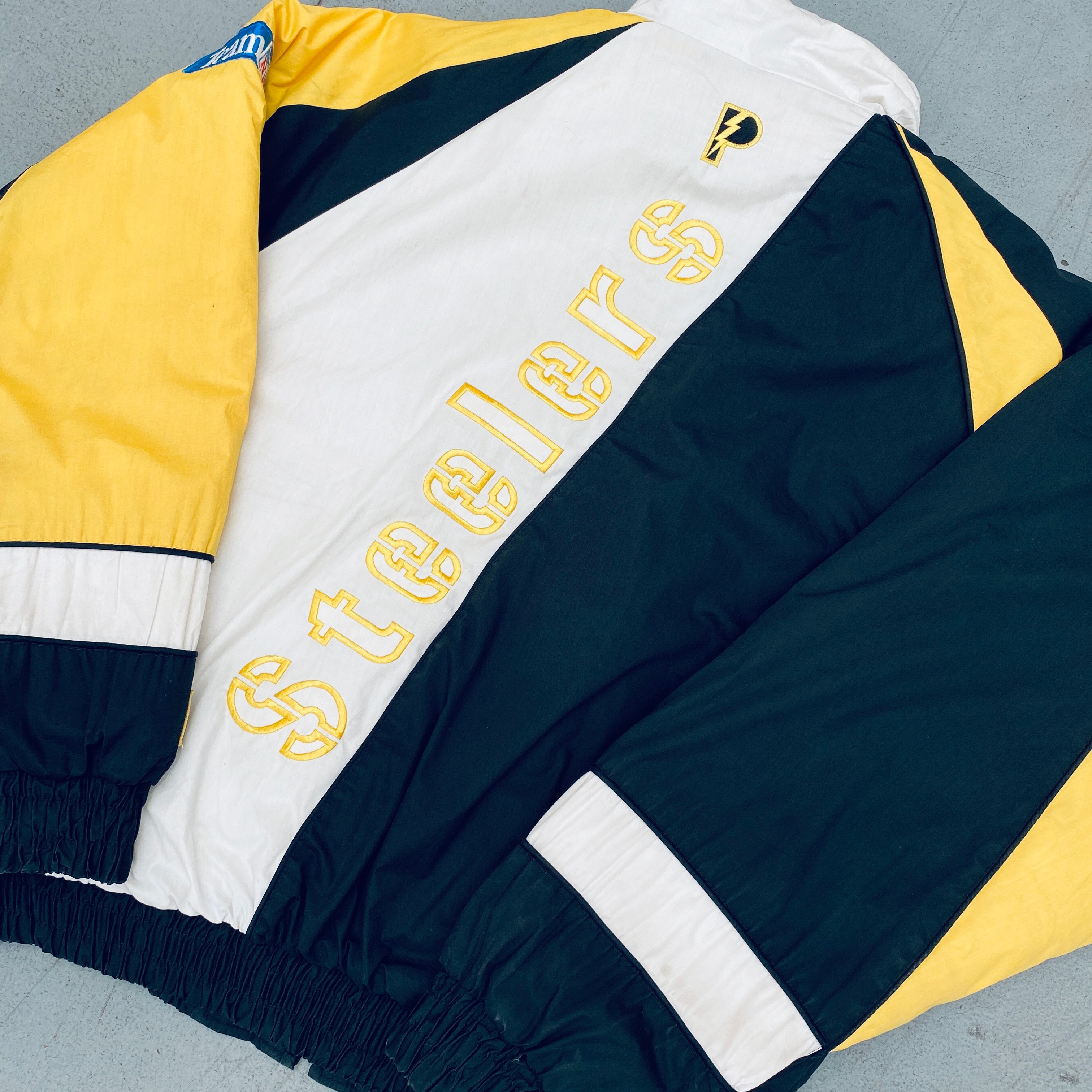 Pittsburgh Steelers 1990s Pro Player Full-Zip Jacket XL - Vintage NFL Football Fan Gear for Game Day & Casual Wear