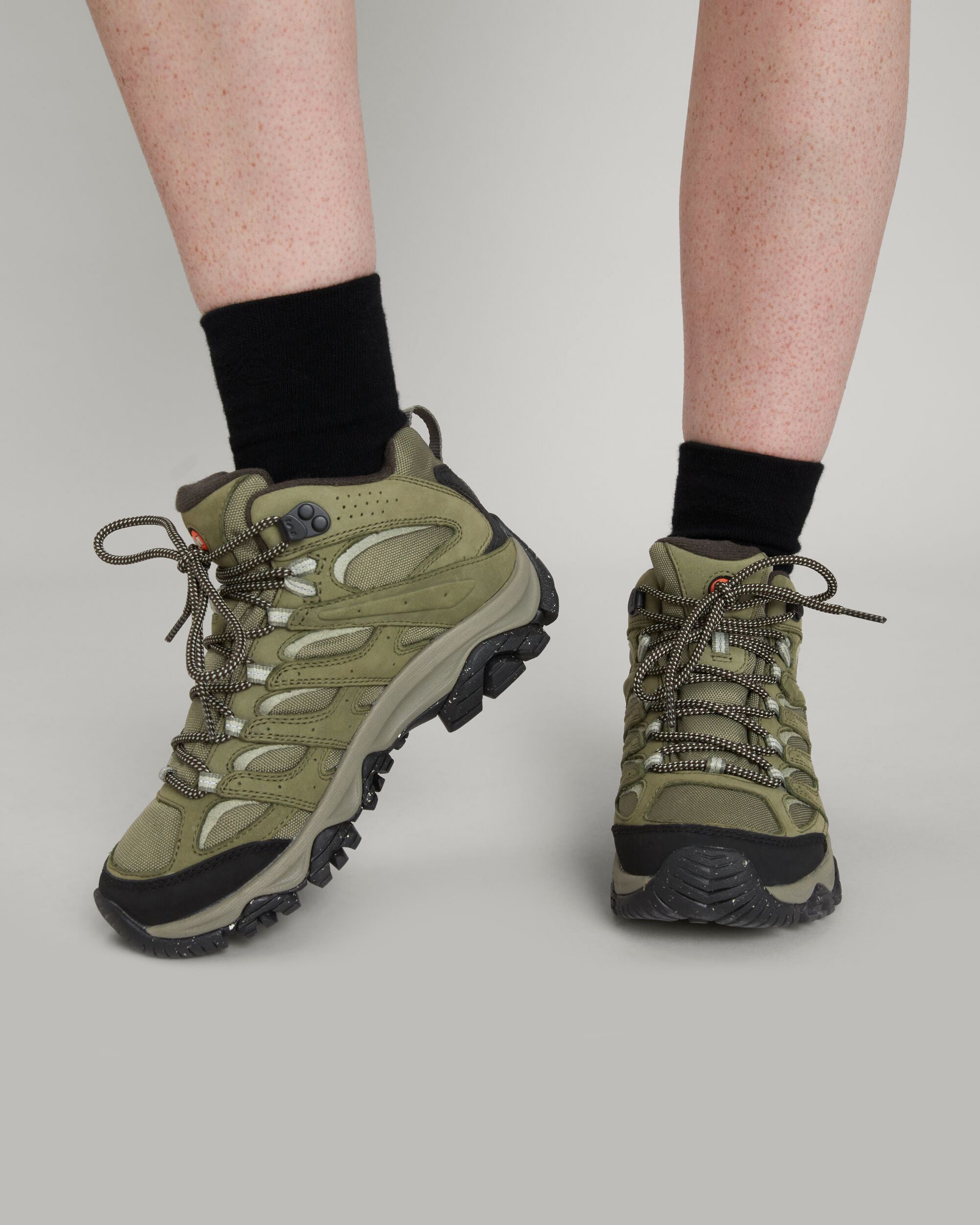 Merrell Moab 3 Smooth Mid GTX Women's Hiking Boots - Waterproof & Breathable - Lichen Color - Perfect for Outdoor Adventures & Trail Hiking
