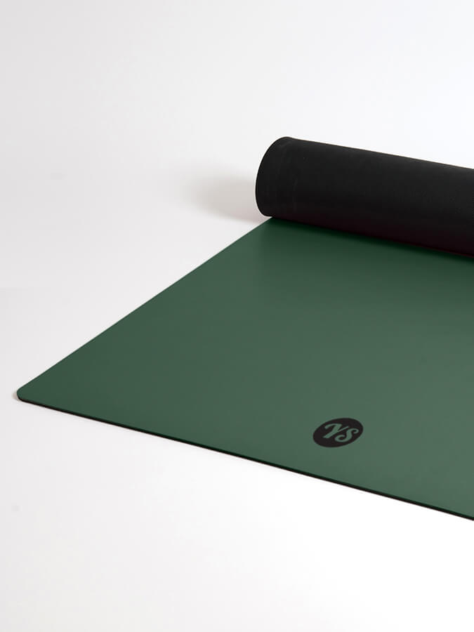 Non-Slip 4mm Thick Yoga Mat for Hot Yoga, Pilates & Home Workouts - Perfect for Studios, Gyms & Travel