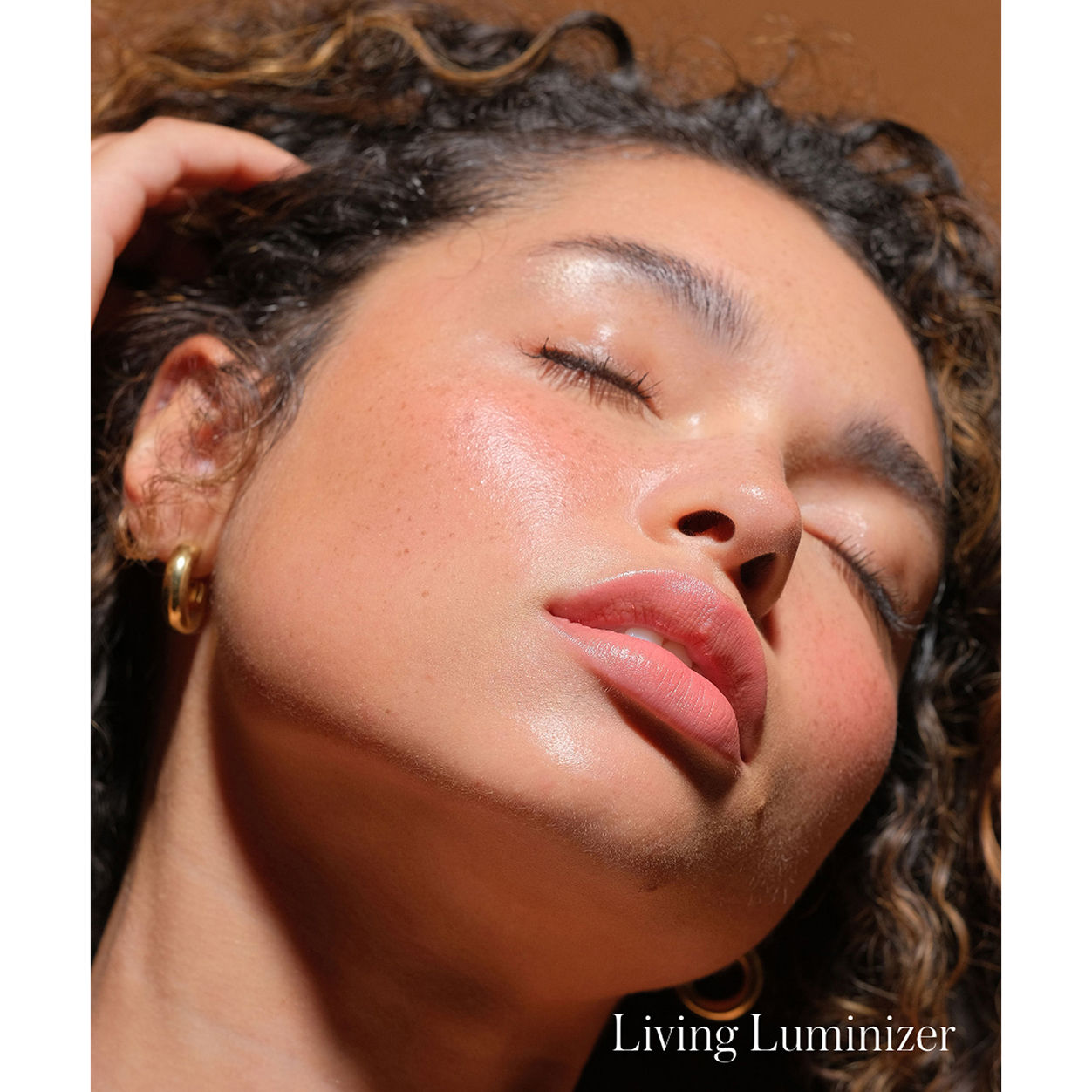 Living Luminizer Glow Quad Mini - 4-in-1 Highlighter Palette for Face & Eyes | Natural Glow Makeup for Day & Night | Perfect for Contouring, Highlighting & Strobing