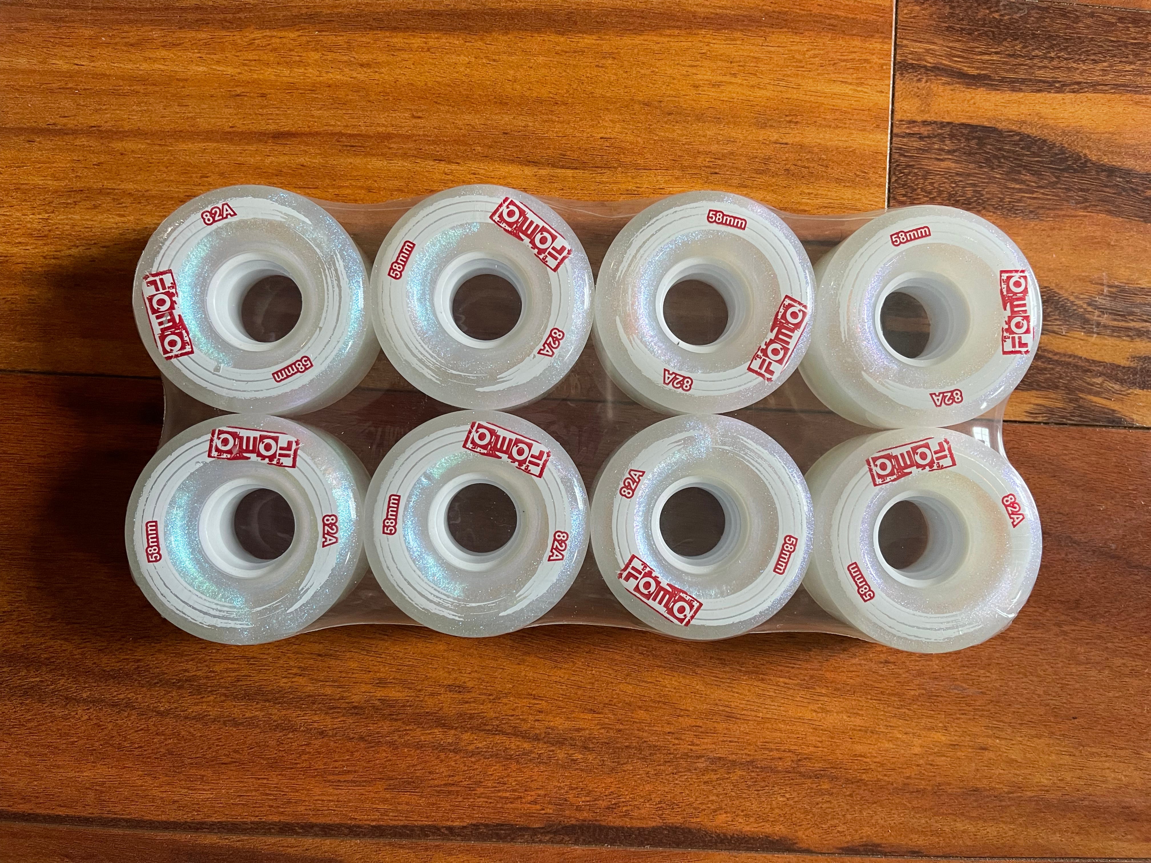 FOMOTEAM 82A Hybrid LED & Regular Skateboard Wheels for Indoor/Outdoor Use - Perfect for Night Skating, Park Riding & Street Performance