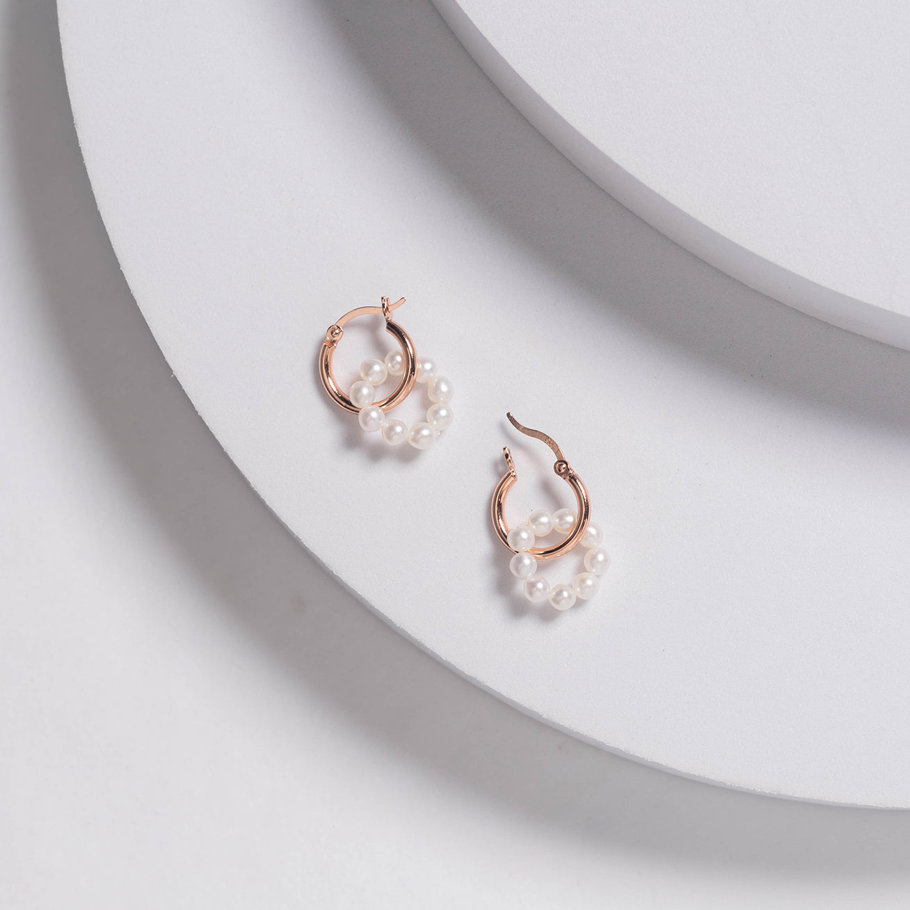 18K Solid Gold New Yorker Freshwater Pearl Earrings KE00035 - Elegant Pearl Jewelry for Women, Perfect for Weddings, Parties & Special Occasions