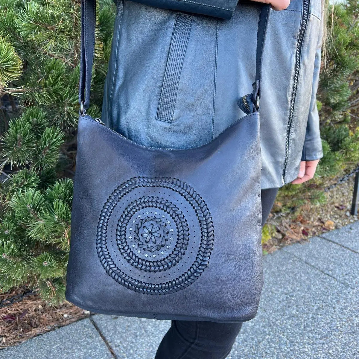 MET Floral Stitch Leather Tote Bag for Women - Adjustable Shoulder Strap, Spacious Handbag for Work, Travel & Daily Use