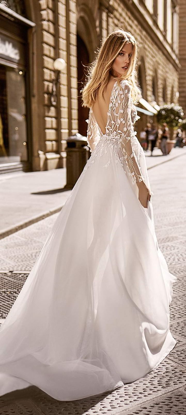 POMUYOO 2024 Women's Long Sleeve Lace Wedding Dress - Elegant Bridal Gown for Church, Beach & Outdoor Ceremonies