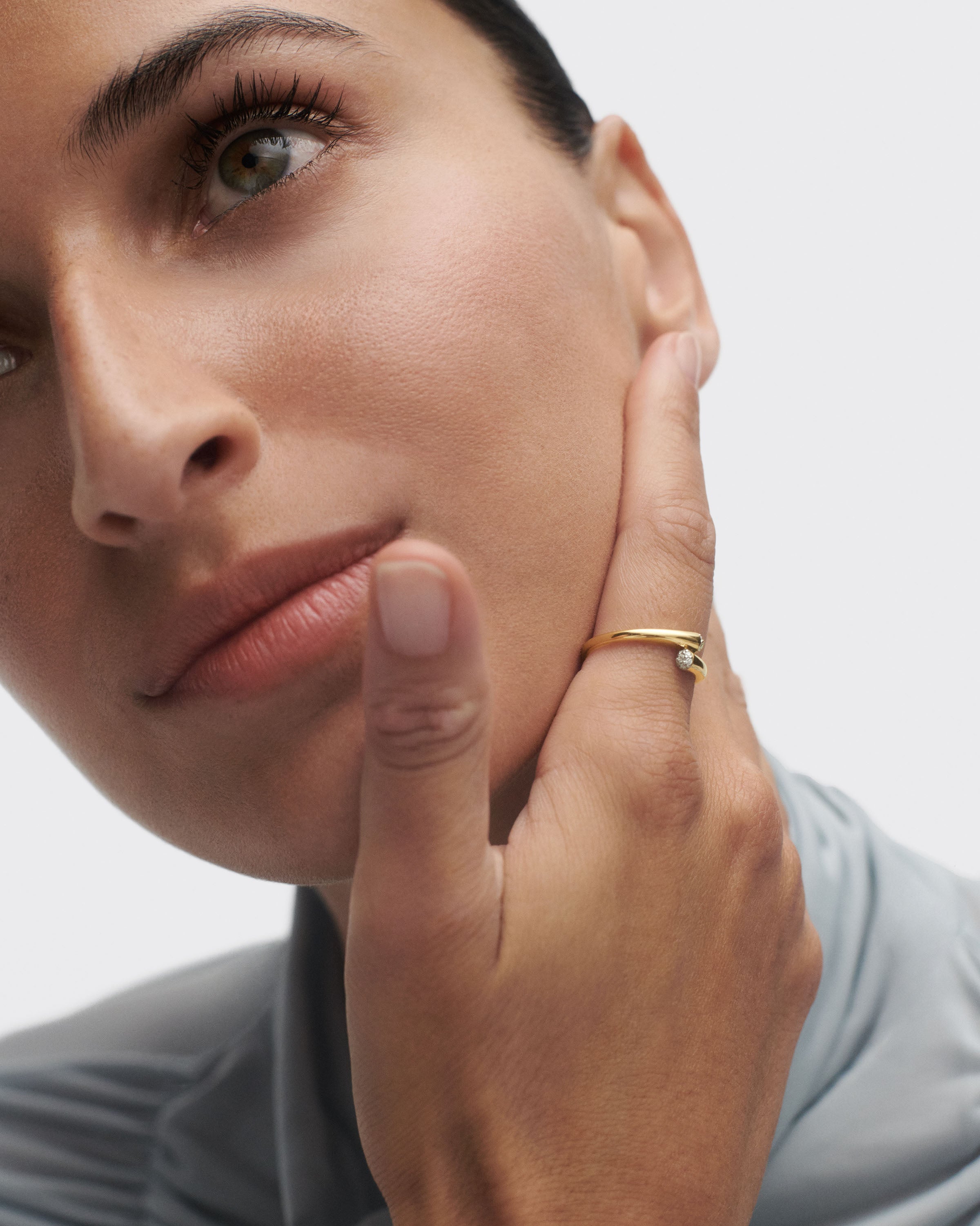 Elegant Diamond and Gold Eclipse Ring for Women - Perfect for Engagement, Wedding, and Anniversary Gifts | Luxury Jewelry for Special Occasions
