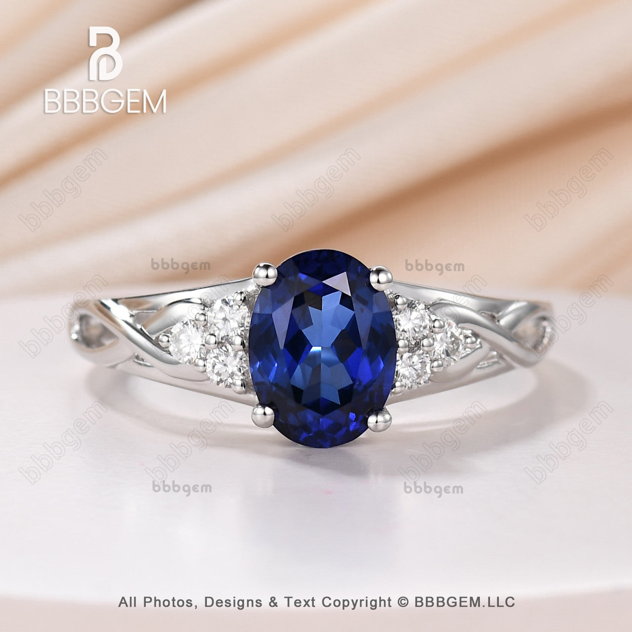 Exquisite Cluster Blue Oval Cut Sapphire & Diamond Engagement Ring for Women – Perfect for Proposals, Anniversaries & Special Occasions