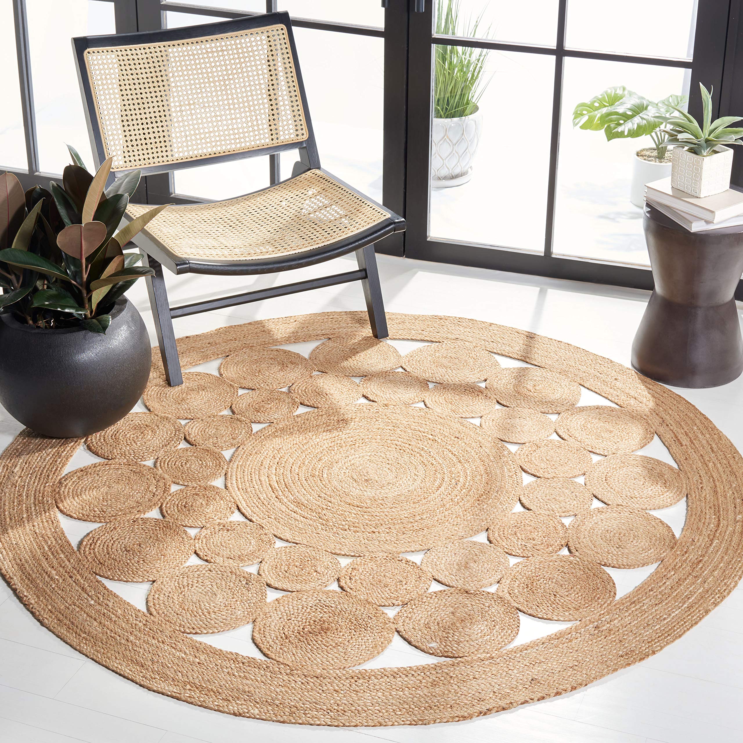 SAFAVIEH Handmade Natural Jute Area Rug 8' Round - Boho Country Charm, Eco-Friendly Fiber for Living Room, Bedroom & Nursery Decor