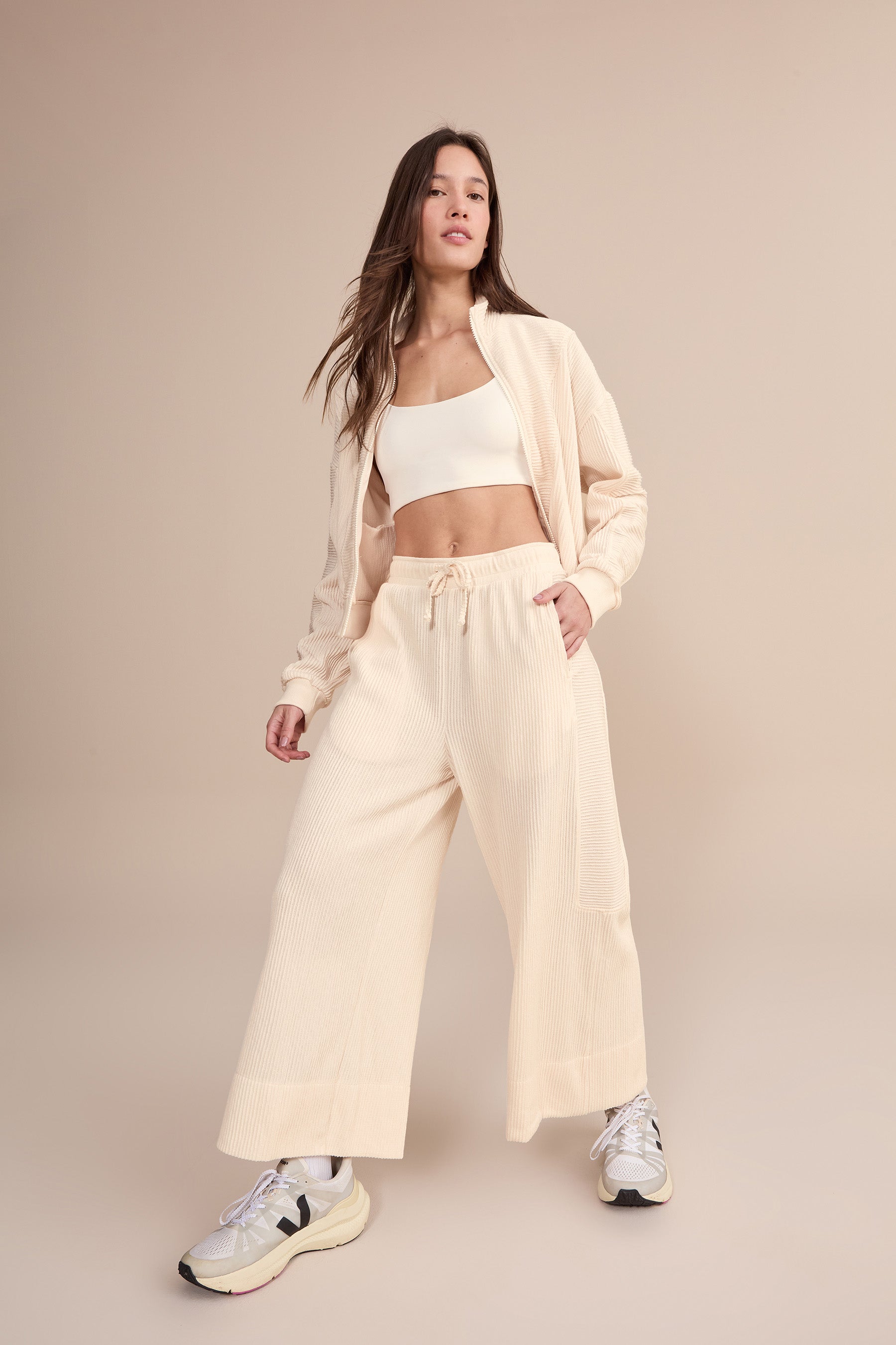 Bold Fleece Straight Leg Pants for Women - Soft & Comfortable Winter Trousers - Perfect for Casual Wear, Work & Outdoor Activities