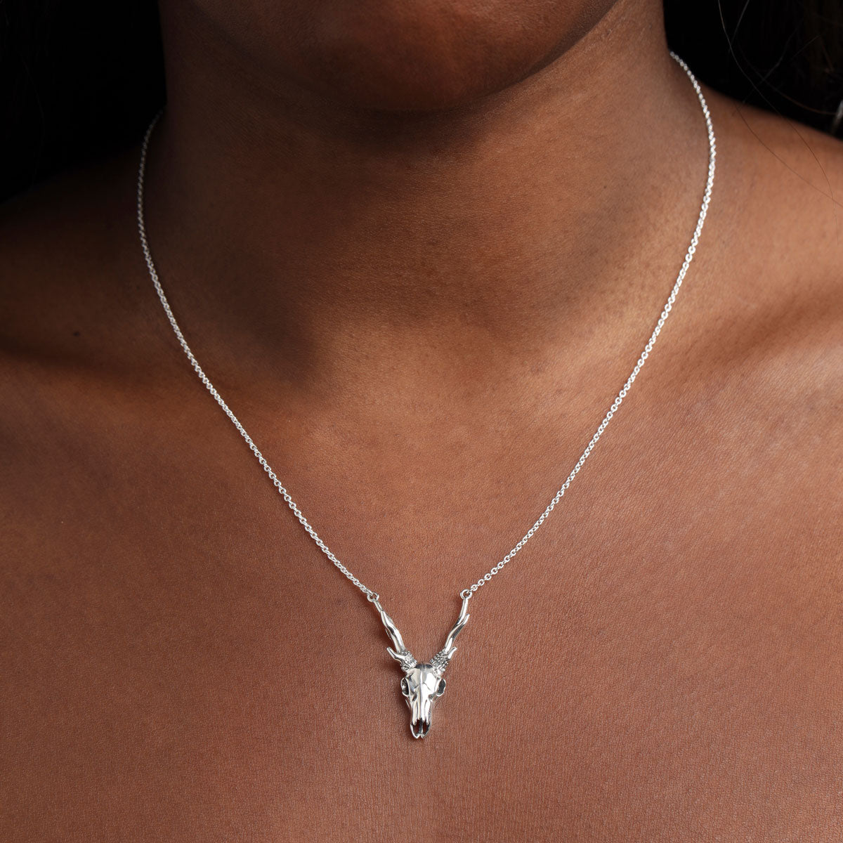Antler Skull Pendant Necklace for Men & Women - Gothic Tribal Jewelry for Halloween, Cosplay, and Boho Fashion Accessories