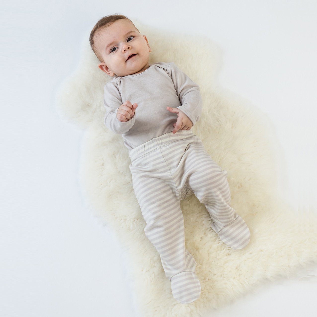 Soft Merino Wool Baby Footed Pants - Warm & Cozy Beige Infant Leggings for Newborns - Perfect for Winter Outfits, Playtime & Sleepwear