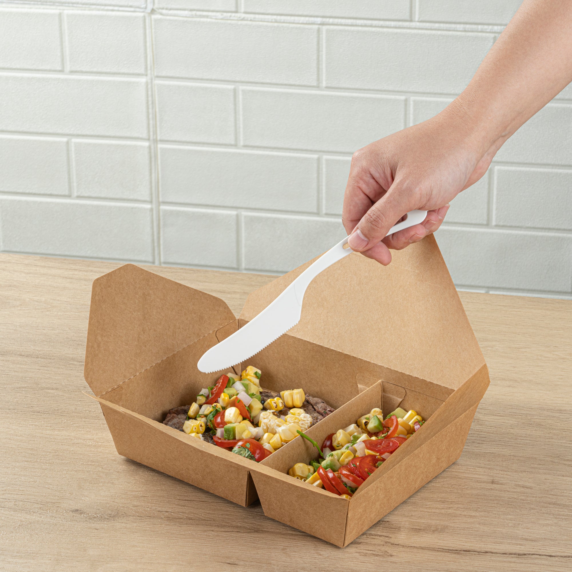 Eco-Friendly Compostable CPLA Plastic Knives - 250 Count Box, Heat Resistant & Biodegradable Cutlery for Parties, Picnics, and Outdoor Events