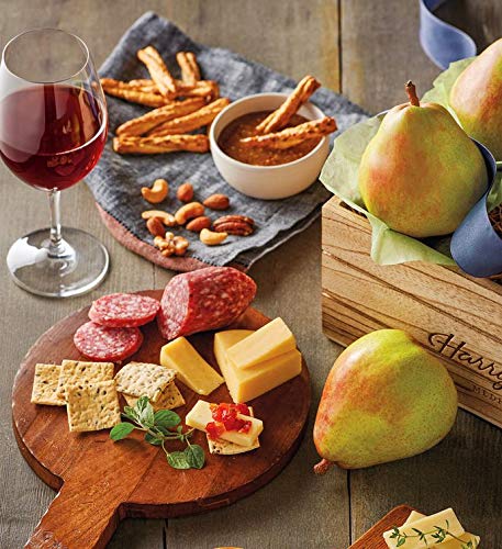 Premium Harry & David Signature Pear, Nut & Cheese Gift Basket - Luxury Deluxe Cheese & Pear Gift Set for Holidays, Corporate Gifts & Special Occasions | Elegant Gourmet Food Basket with Fine Cheese, Fresh Pears & Assorted Nuts