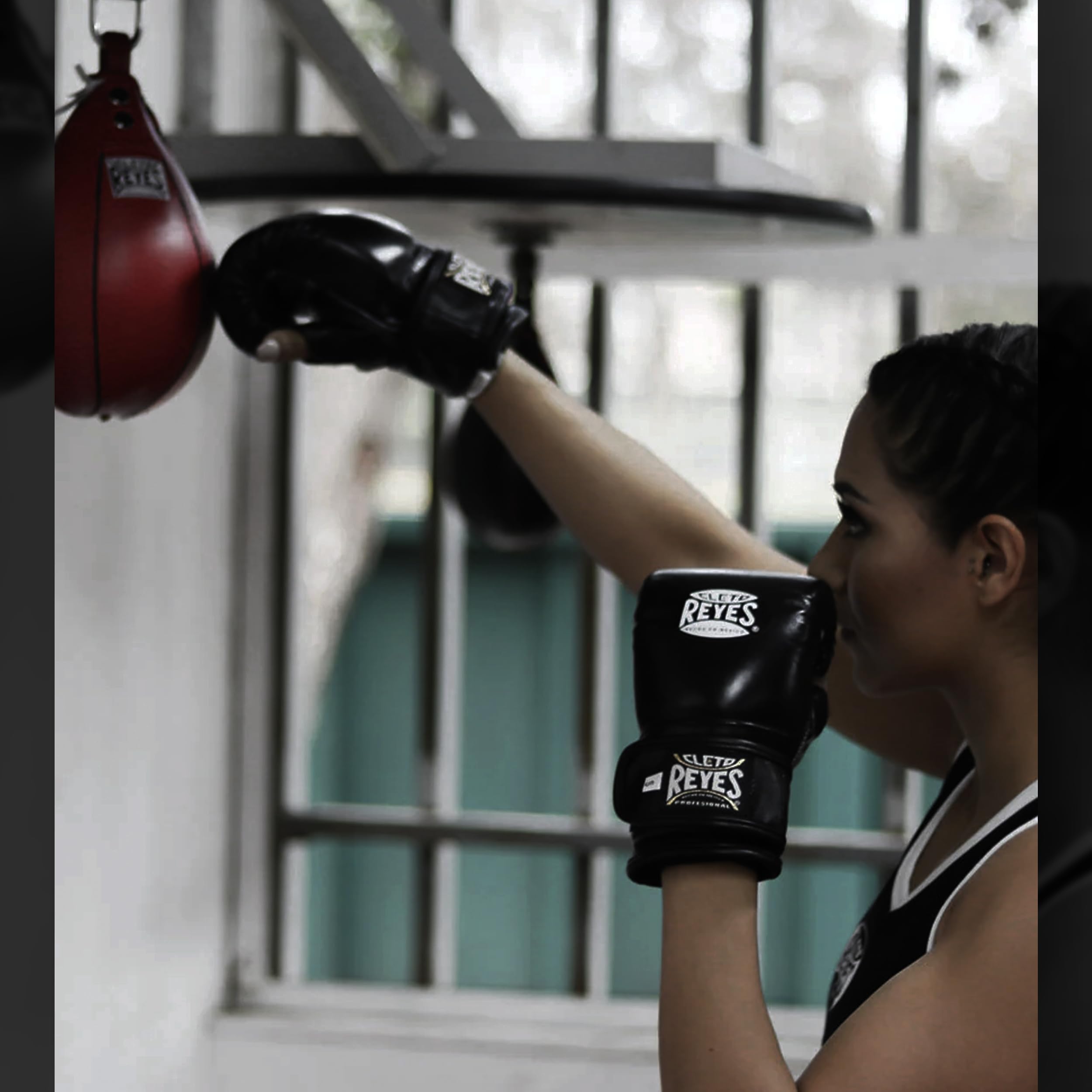 Cleto Reyes Boxing Gloves for Men & Women - Premium Hook & Loop Training Gloves for Punching Bags, Sparring & Fitness Workouts | Ideal for Boxing, MMA, Kickboxing & Home Gym Training