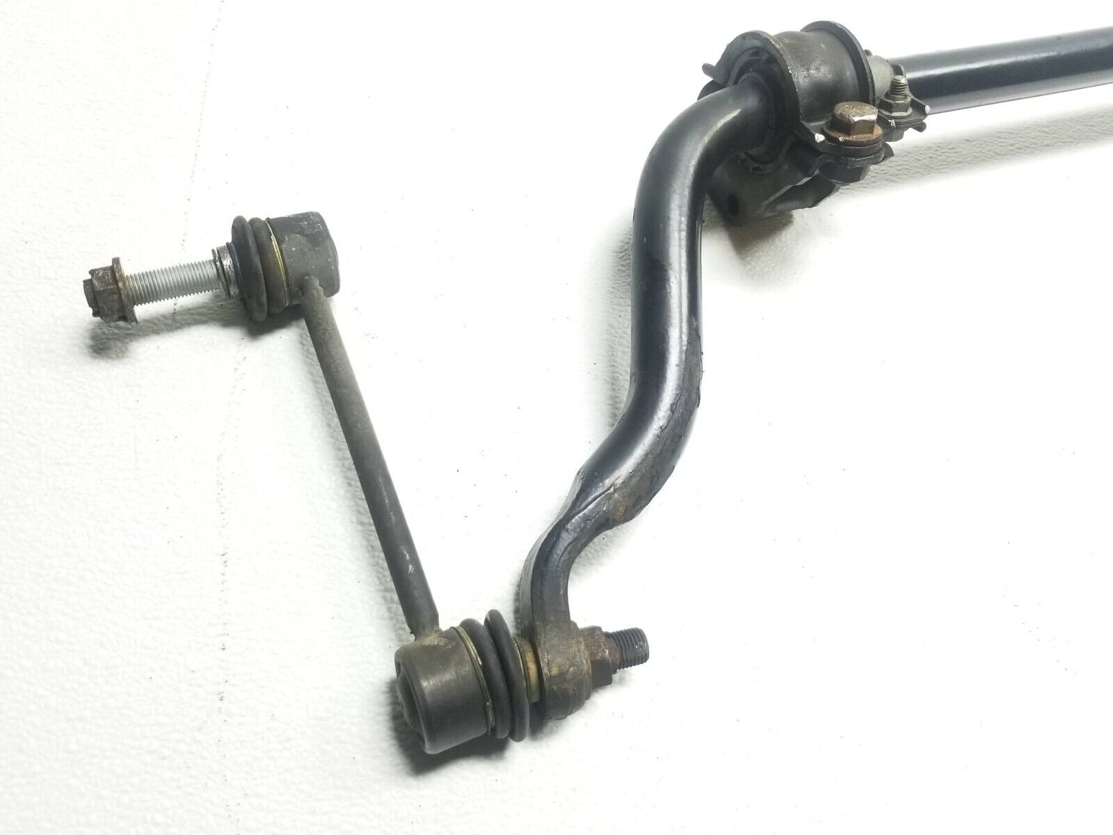 06-11 Mercedes ML500 Front Stabilizer Sway Bar Replacement - OEM Quality - Perfect for Off-Roading & Smooth Ride Experience