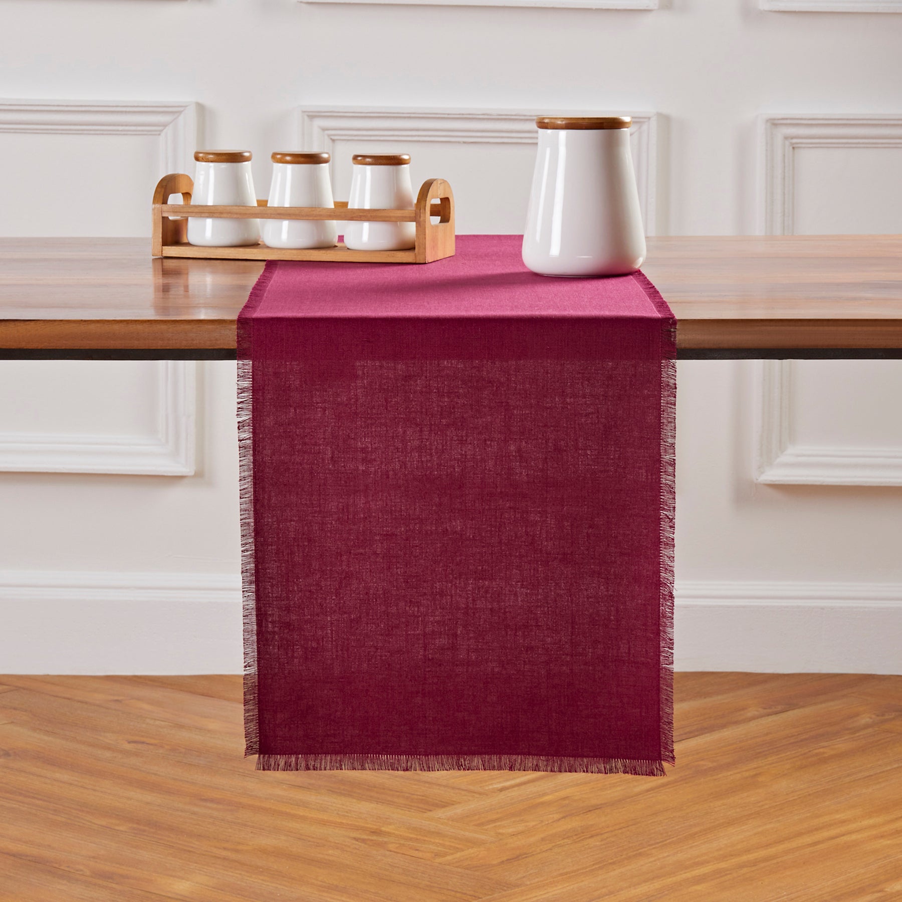 Elegant Fringe Table Runner for Dining Room Decor - Perfect for Weddings, Parties, and Home Decor