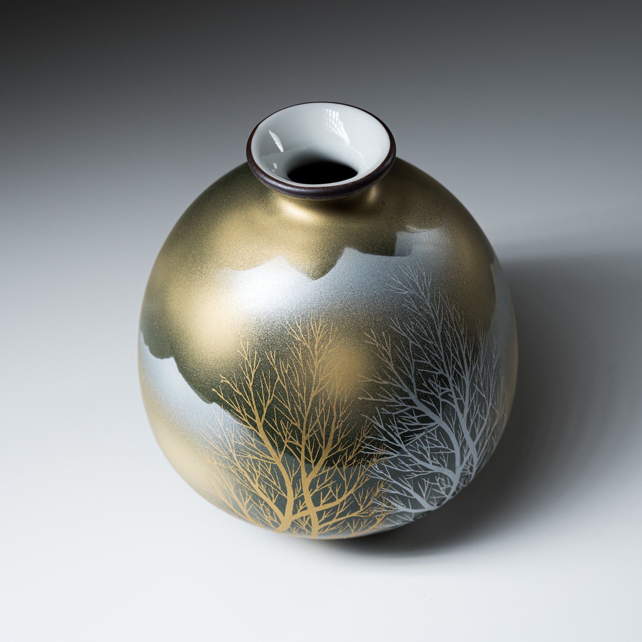 Kutani Ware Round Vase - Golden Grove with Crane Design - Japanese Ceramic Flower Vase for Home Decor, Wedding Centerpiece & Luxury Gift