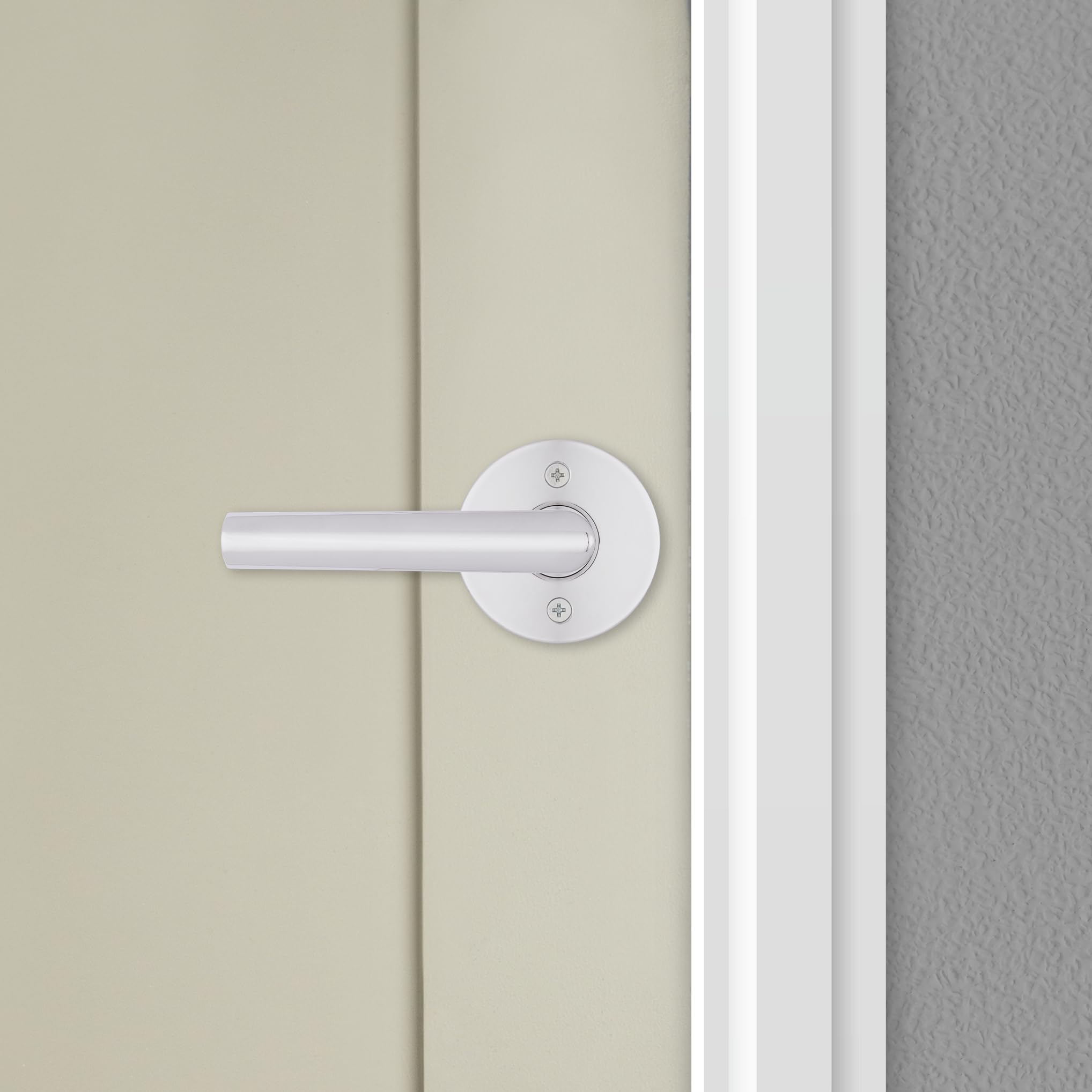 Kwikset Milan Interior Door Handle - Reversible Non-Locking Lever for Closet & Hallway Doors - Polished Chrome Finish - Perfect for Bedrooms, Bathrooms & Interior Doors