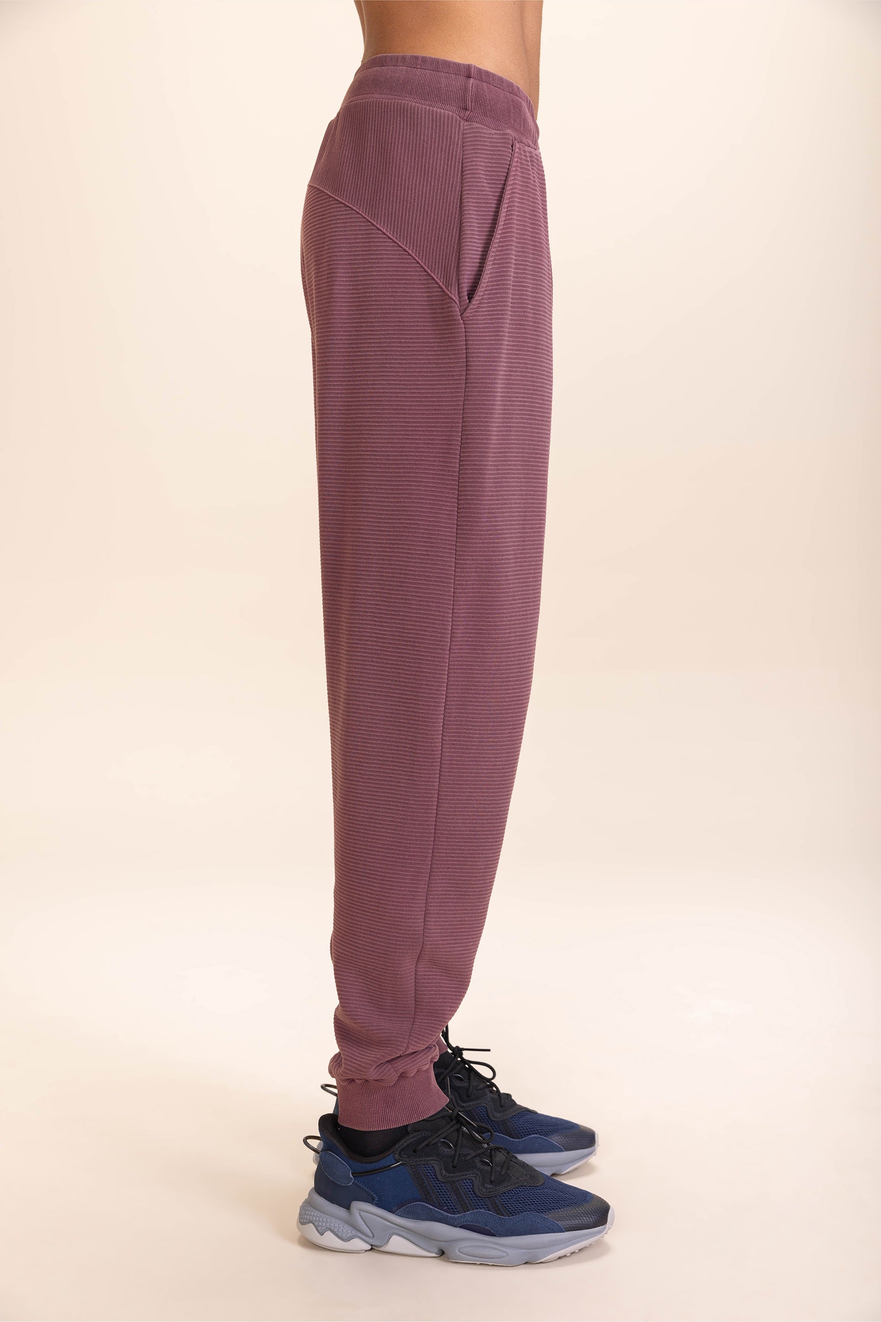Ribbed Washed Men's Casual Pants - Comfortable Stretch Slim Fit Trousers for Work, Travel & Everyday Wear