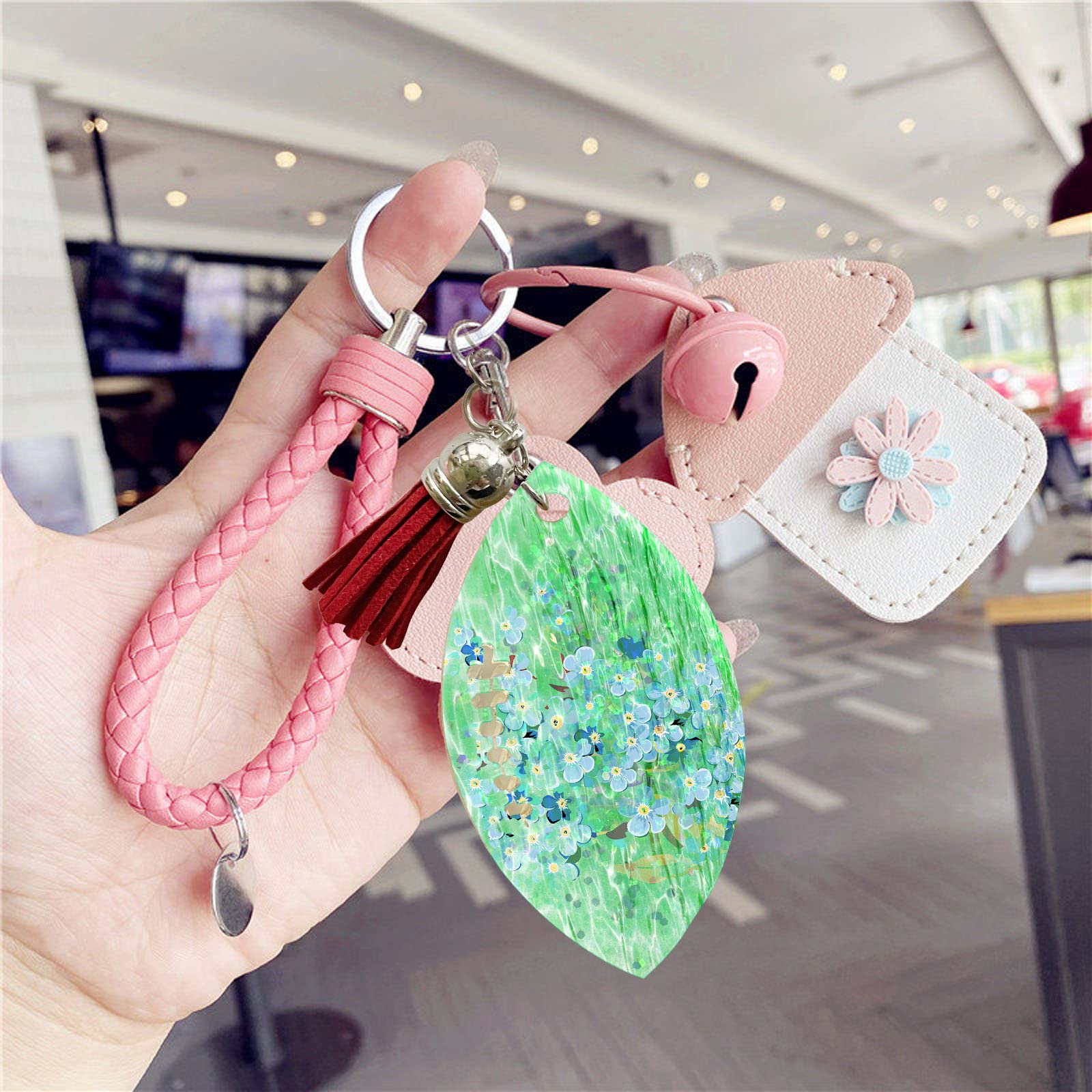 5Pcs Rugby Keychain Silicone Molds with Hole - DIY Football Charm Pendant & Tassel Molds for Crafting, Gift Making & Sports Fan Accessories - Perfect for Rugby Gifts, DIY Jewelry & Team Spirit Decorations