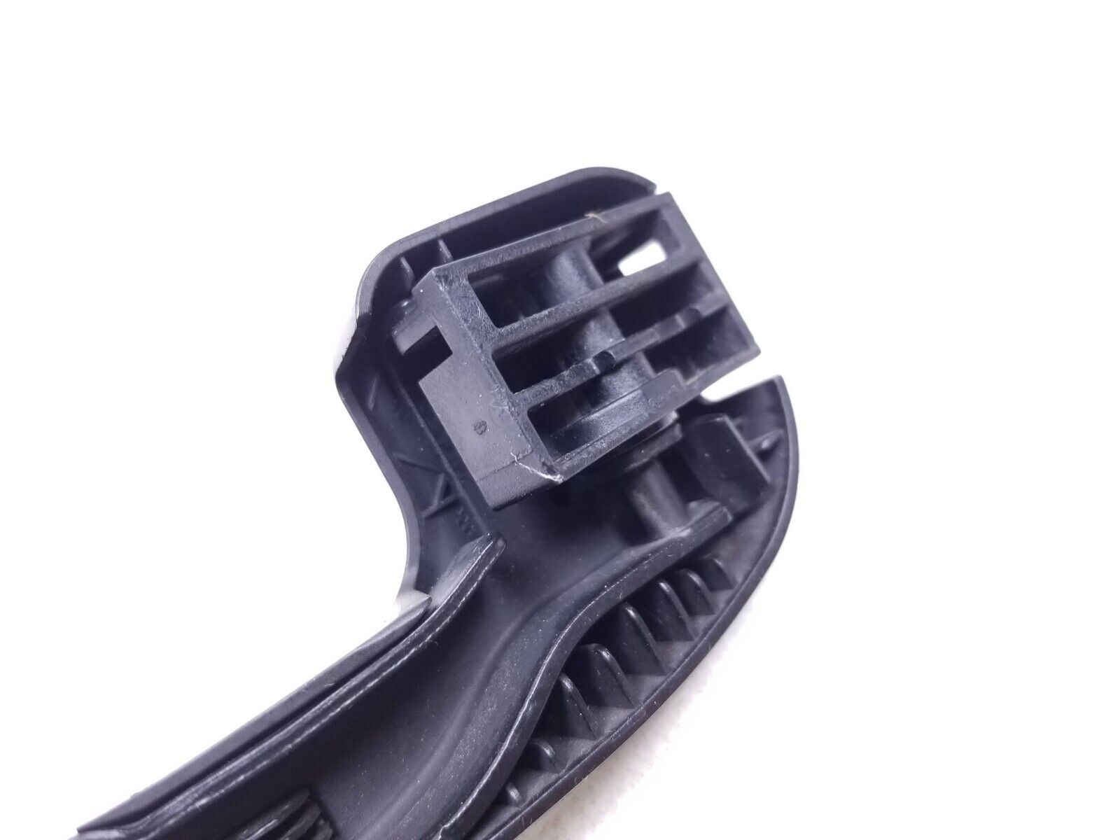 BMW E90 328i 330i 335i Wiper Blade Arms Set - Left & Right Side Replacement Parts (2006-2011) - Perfect for Rainy Weather & Winter Driving