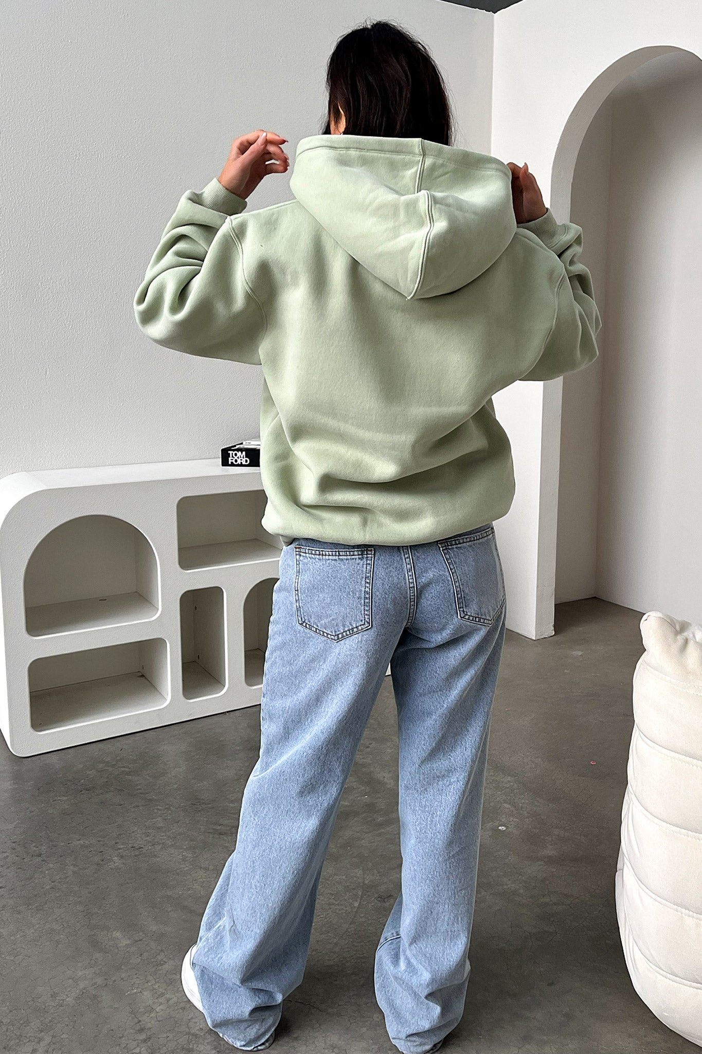 Los Angeles Hoodie for Men & Women - Soft & Comfortable Sage Green Pullover Sweatshirt - Perfect for Casual Wear, Street Style & Outdoor Activities