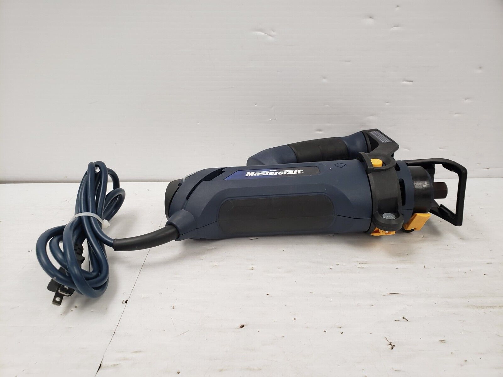 Mastercraft 054-1251 8-Inch Spinning Saw - Perfect for Woodworking, DIY Projects & Home Renovations