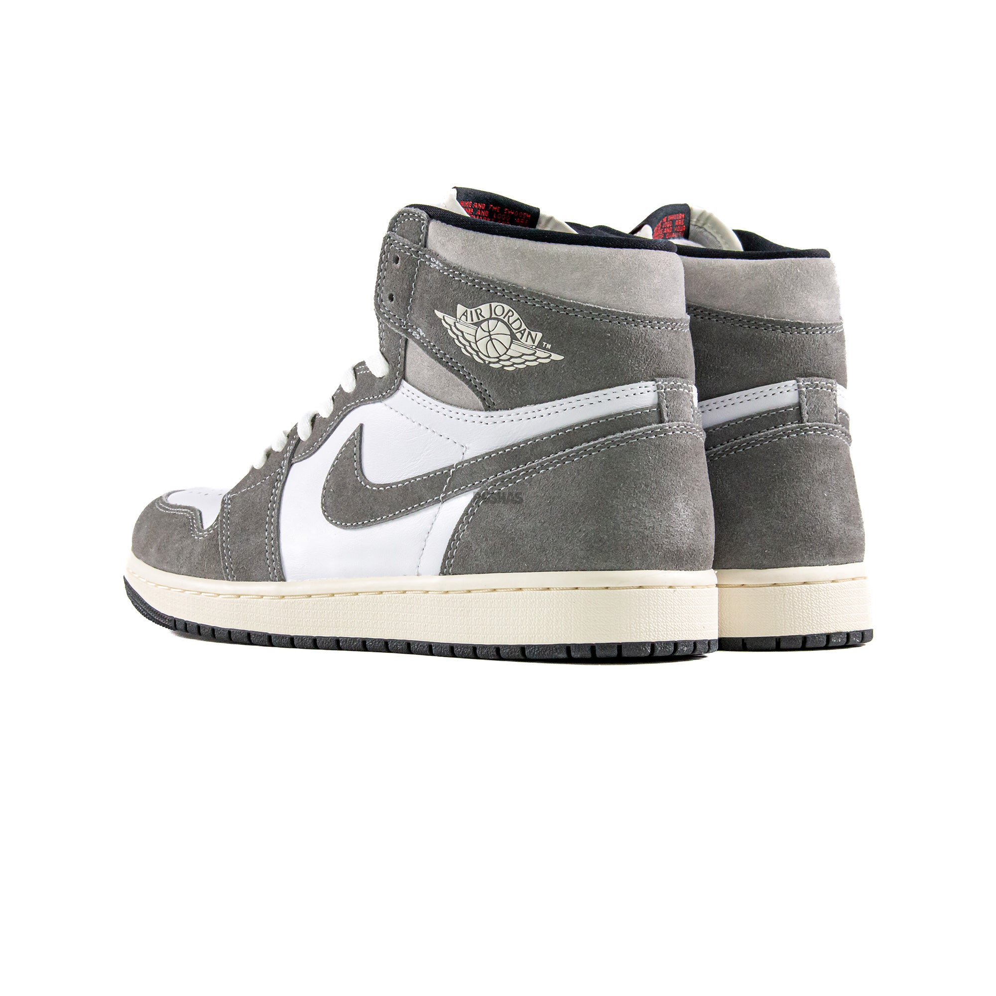 Air Jordan 1 Retro High OG 'Washed Black' Sneakers (2023) - Men's Basketball Shoes for Streetwear & Casual Fashion