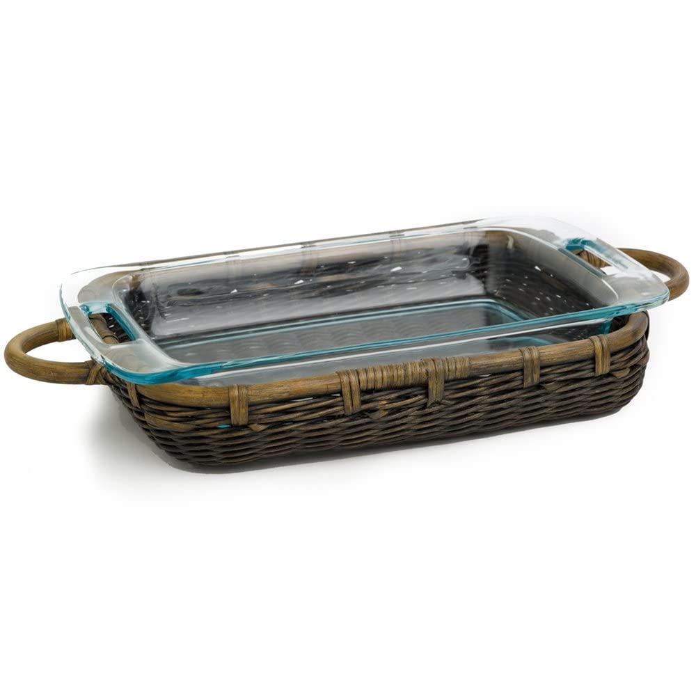 4 Quart Wicker Casserole Basket in Antique Walnut Brown - Perfect for Picnics, Potlucks & Farmhouse Kitchen Decor