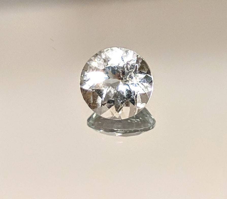 Wholesale Natural Genuine Brazilian Aquamarine 1.73ct 8mm Round Brilliant Faceted Light Blue VVS Eye Clean Loose Stone for Jewelry Making, Engagement Rings & Healing Crystals