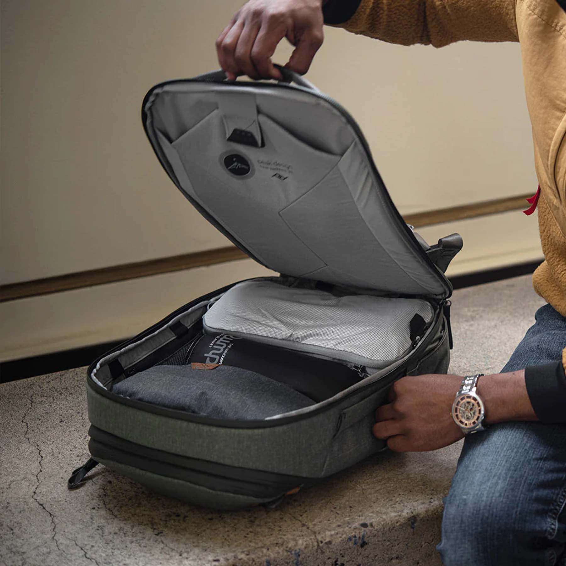 Peak Design 30L Travel Backpack - Waterproof Carry-On Backpack for Men & Women - Perfect for Air Travel, Hiking & Everyday Commute