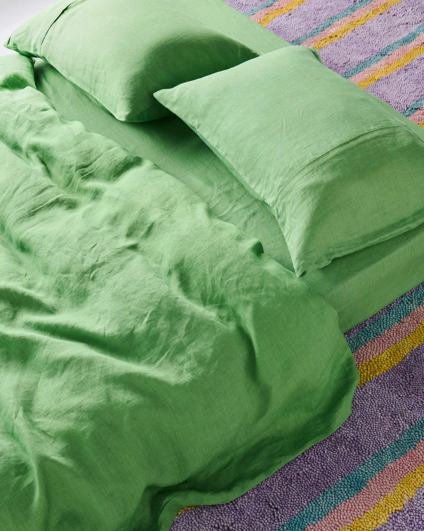Organic Green Tea Linen Pillowcase Set of 2 - Breathable & Hypoallergenic Bedding for Better Sleep - Perfect for Hot Sleepers, Allergy Relief & Spa Night Self Care