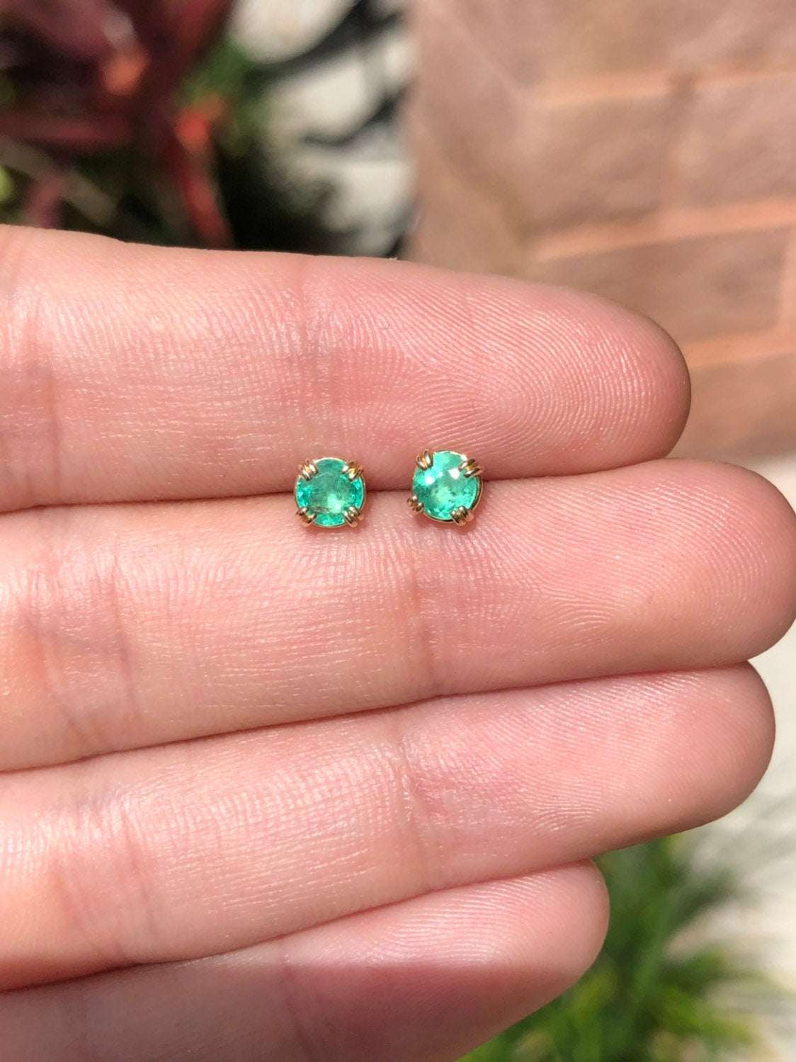 0.80tcw Emerald Stud Earrings - Round Cut 4.5mm Double Prong Setting - Perfect for Bridal, Party & Everyday Wear