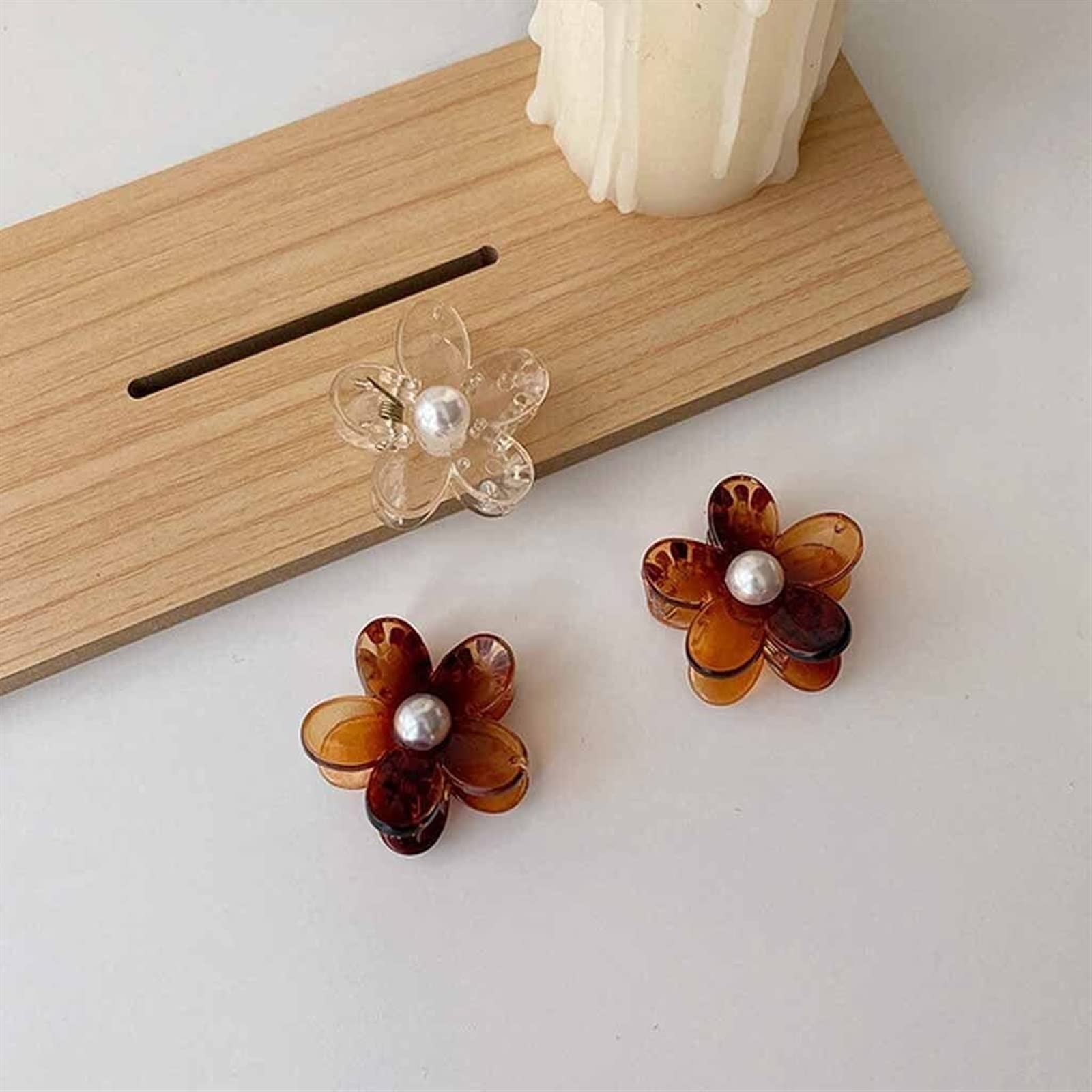 6-Piece Kawaii Lovely Flower Pearl Hair Claw Clips for Women & Girls - Hairpin Crab Headband for Washing Face, Bathing, and Daily Styling - Cute Hair Accessories (Color: G)
