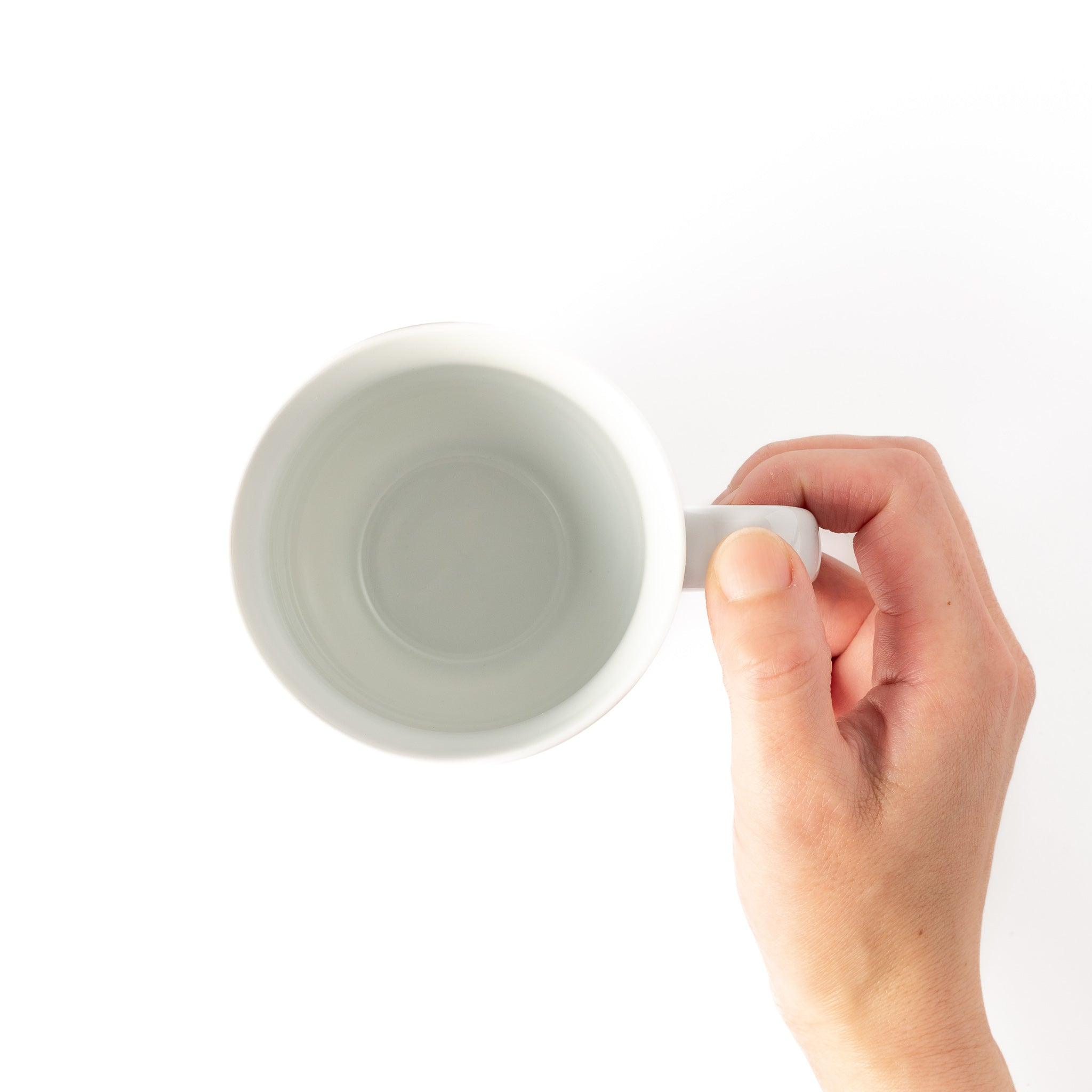 Funny Curious Cats Coffee Mug - Cute Ceramic Tea Cup with Playful Cat Design - Perfect for Cat Lovers, Office Use & Gift Giving