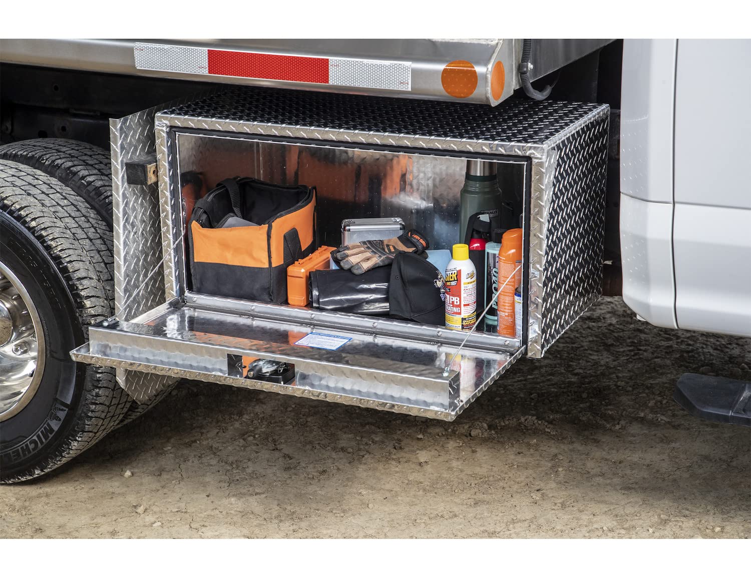 Diamond Tread Aluminum Underbody Truck Tool Box with Compression Latch - 18x18x30 Inch | Heavy-Duty USA-Made Storage & Organization Box for Pickup Trucks | Perfect for Construction, Landscaping & Work Site Tool Storage