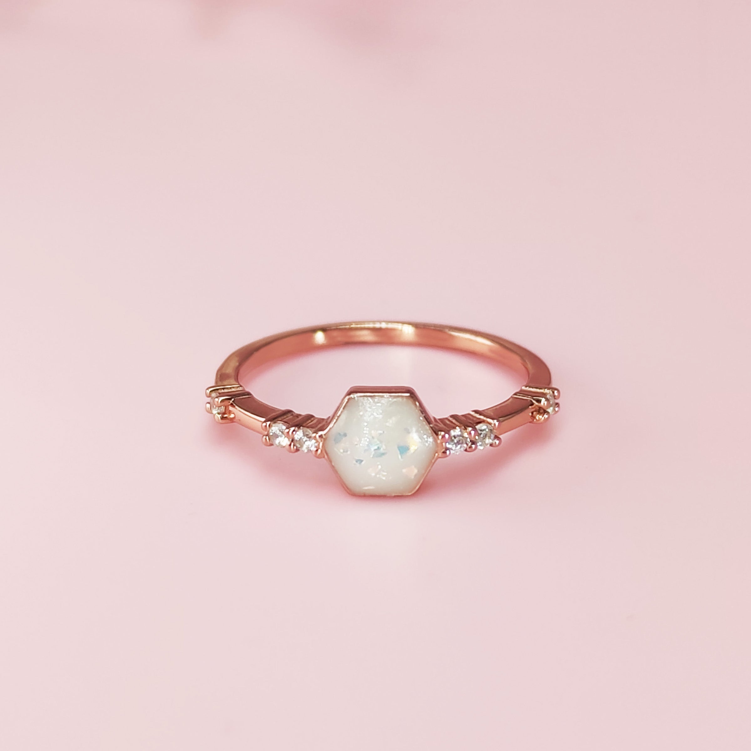 Golden Embrace Breastmilk Ring - Sterling Silver Keepsake Jewelry for Nursing Moms - Perfect Mother's Gift & Breastfeeding Memorial Jewelry (Ideal for Postpartum, Baby Shower & Mother's Day)