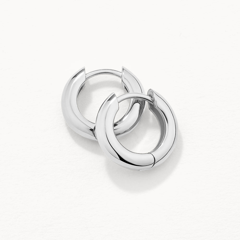 Stylish Mini Curve Hoop Earrings in Sterling Silver - Perfect for Everyday Wear & Special Occasions