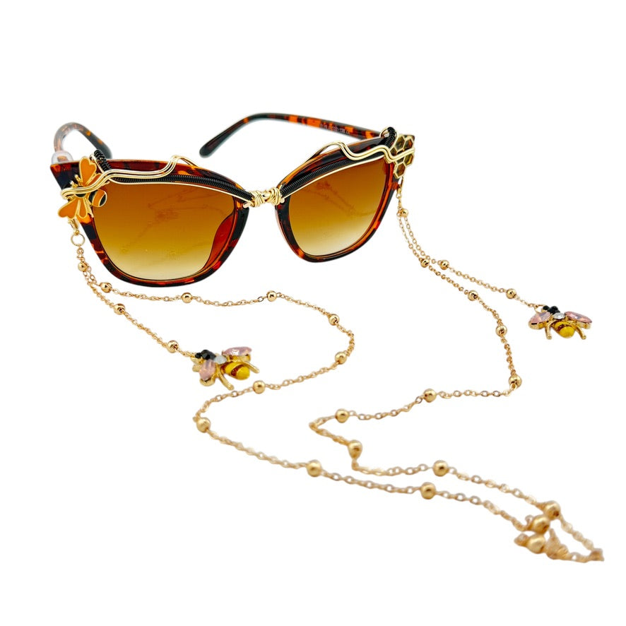 LEO BEEZ Limited Edition Necklace with Chain - Stylish & Elegant Jewelry for Women, Perfect for Parties, Weddings & Everyday Wear