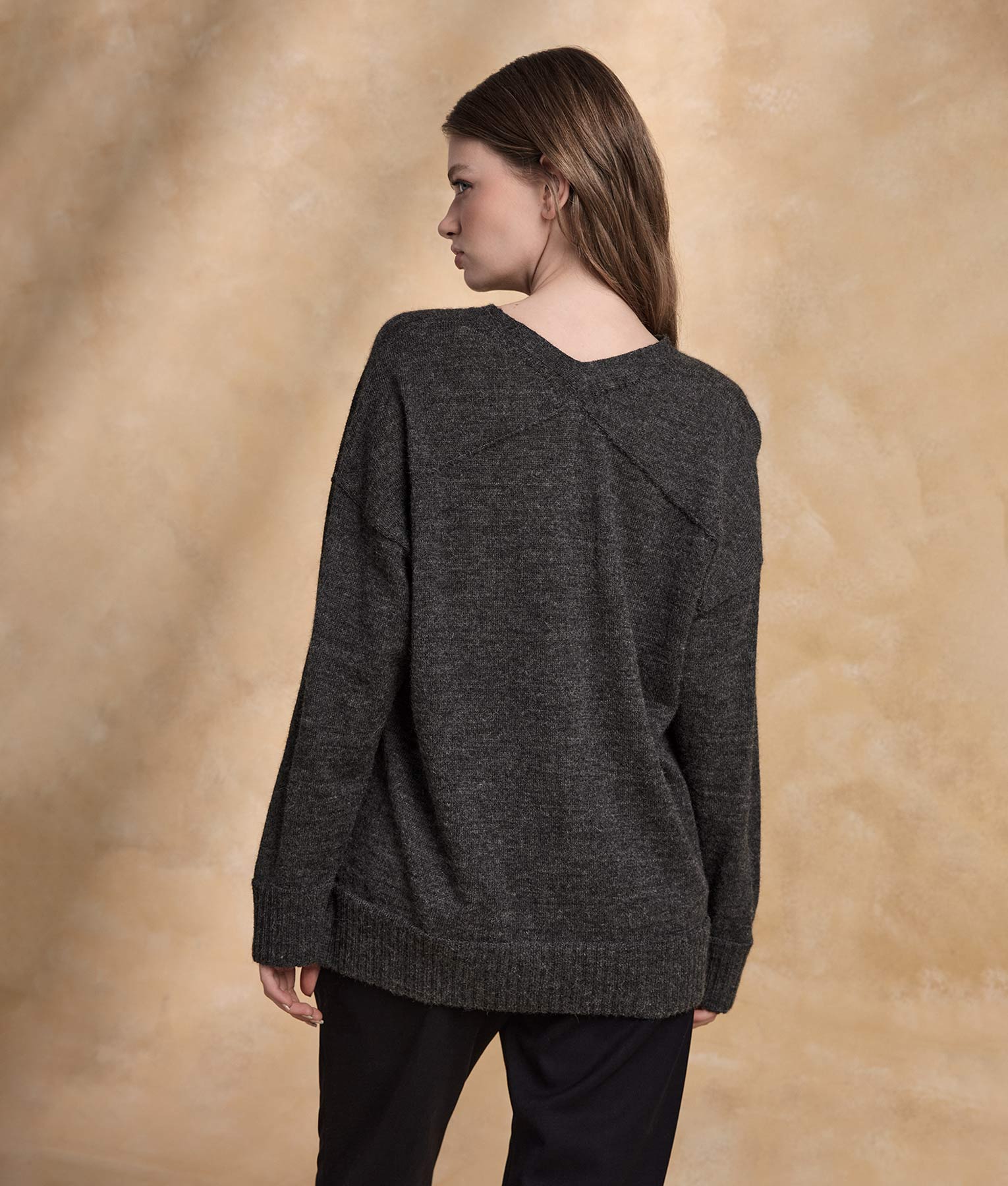 Soft & Cozy Baby Alpaca Oversized Sweater for Women - Warm Winter Pullover for Casual Outings & Cozy Nights at Home