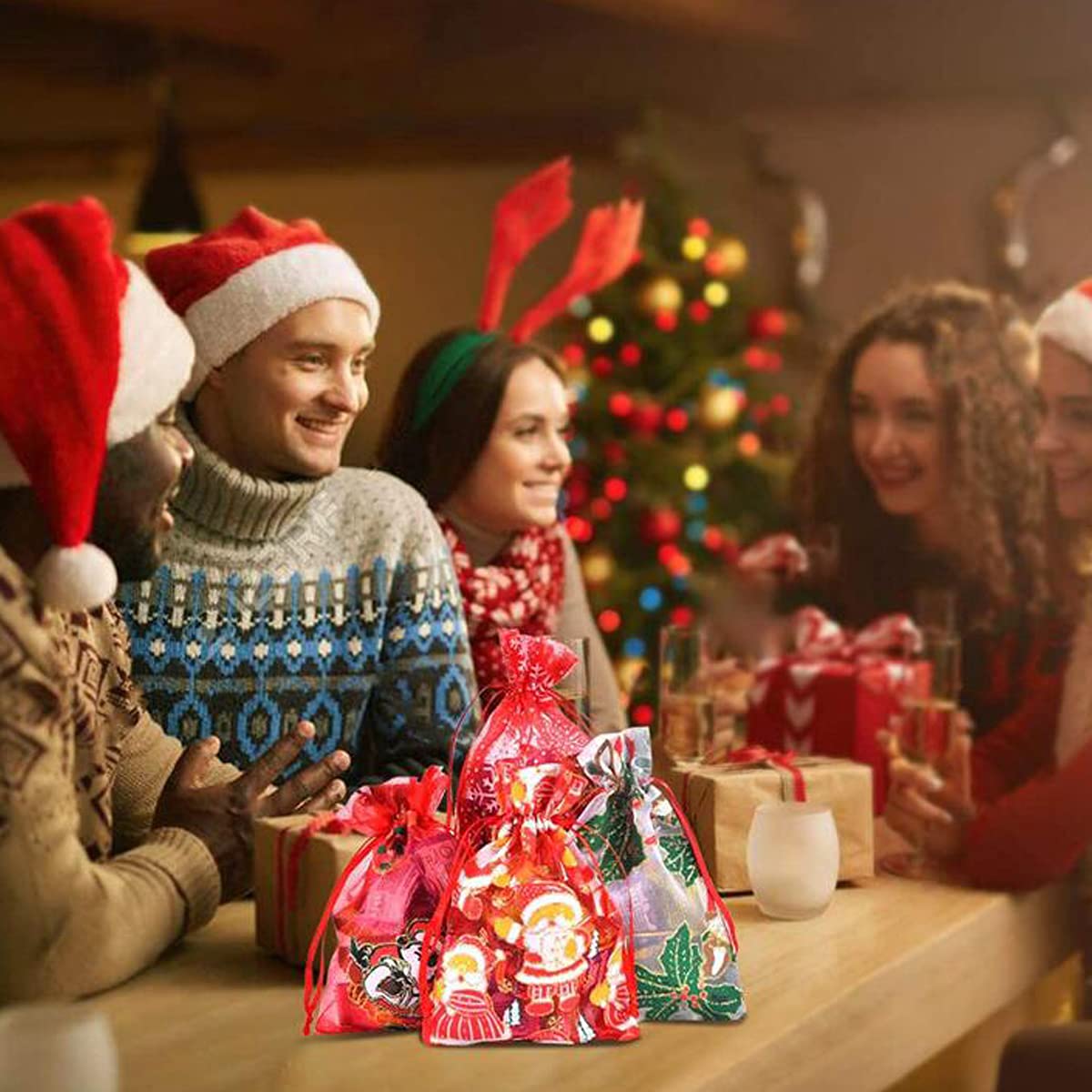 50 Pcs Christmas Organza Gift Bags with Drawstring - 4x6 Inch Party Favor Pouches for Jewelry, Candy & Small Gifts - Perfect for Holiday Parties, Wedding Favors & Birthday Celebrations