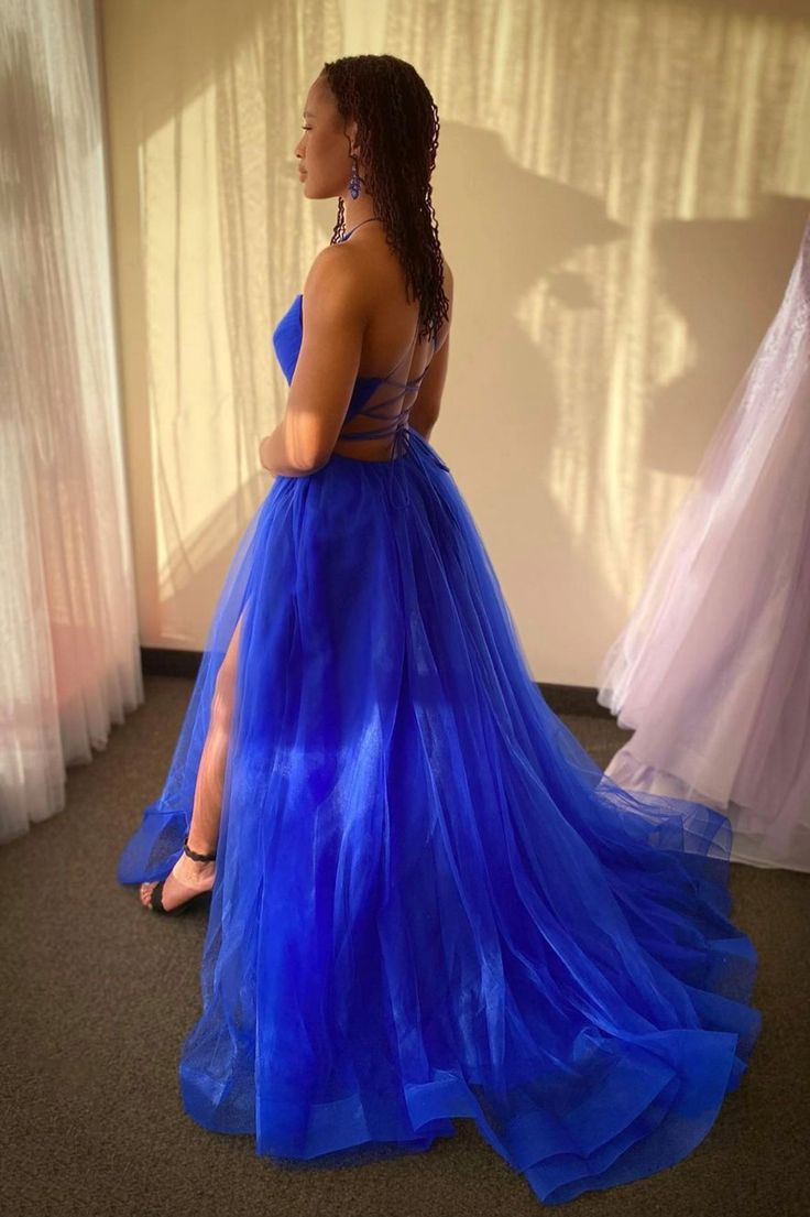 Elegant Blue V-Neck Tulle Long Prom Dress - A-Line Evening Gown for Formal Events | Perfect for Homecoming, Prom Night & Special Occasions