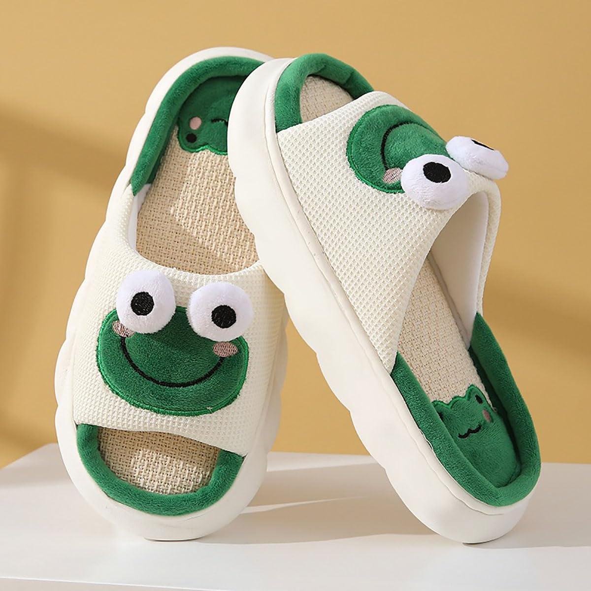 Women's Cow Print Slippers - Cute Cartoon Frog House Shoes - All Season Indoor Non-Slip Linen Slippers for Women - Cozy Home Wear, Perfect for Lounge, Bedroom & Gift Giving