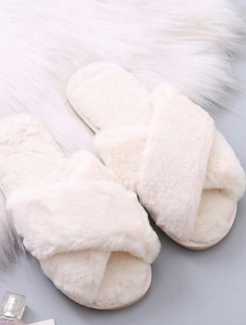 Jessica Fluffy Slippers for Women - Soft Plush Indoor/Outdoor House Shoes - Cozy Winter Slippers for Home, Lounge & Travel - White