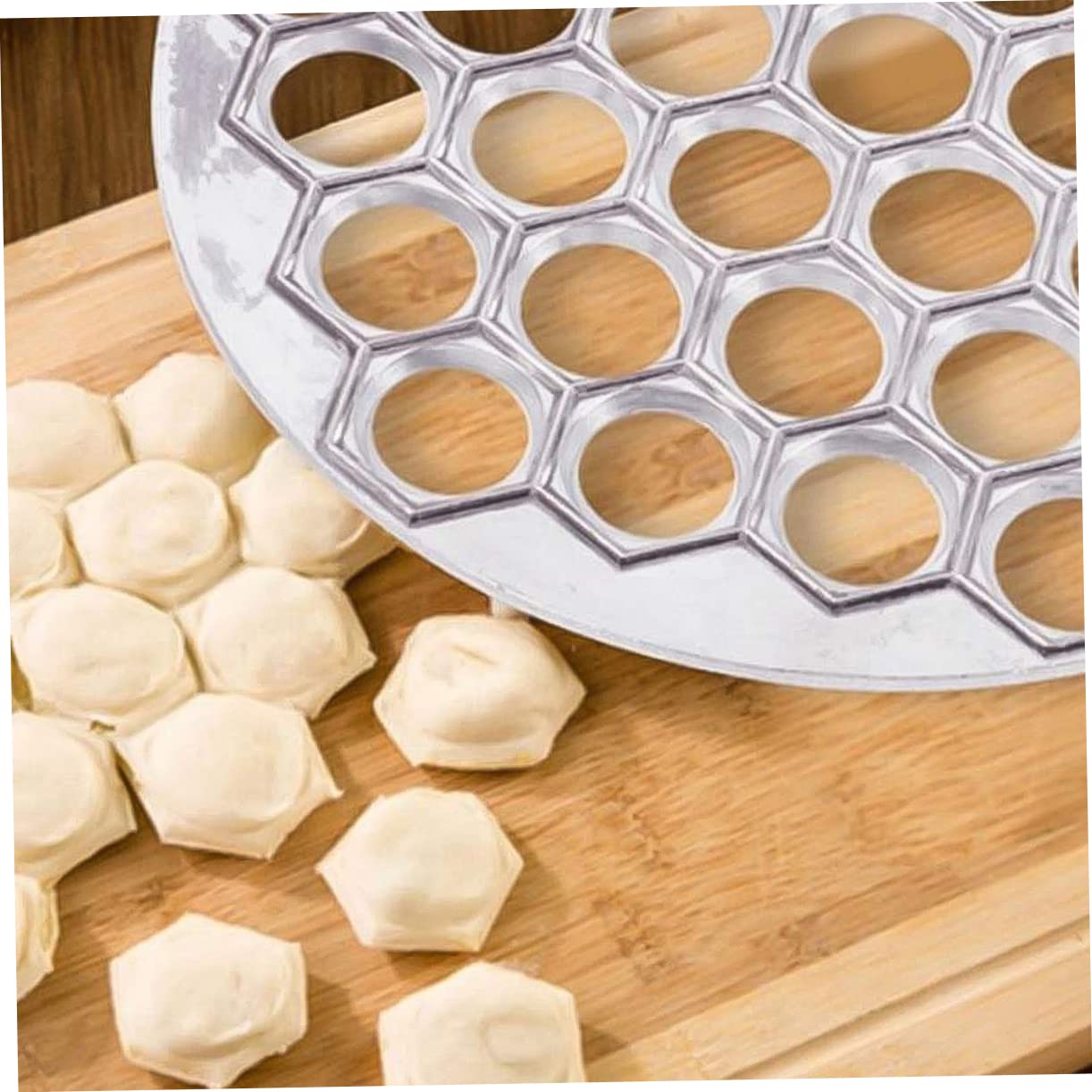 Premium Dumpling Maker - Russian Pelmeni Mold for Homemade Dumplings & Pasta | Easy Food Making Tool for Asian & European Cuisine | Perfect for Family Cooking, Parties & Meal Prep
