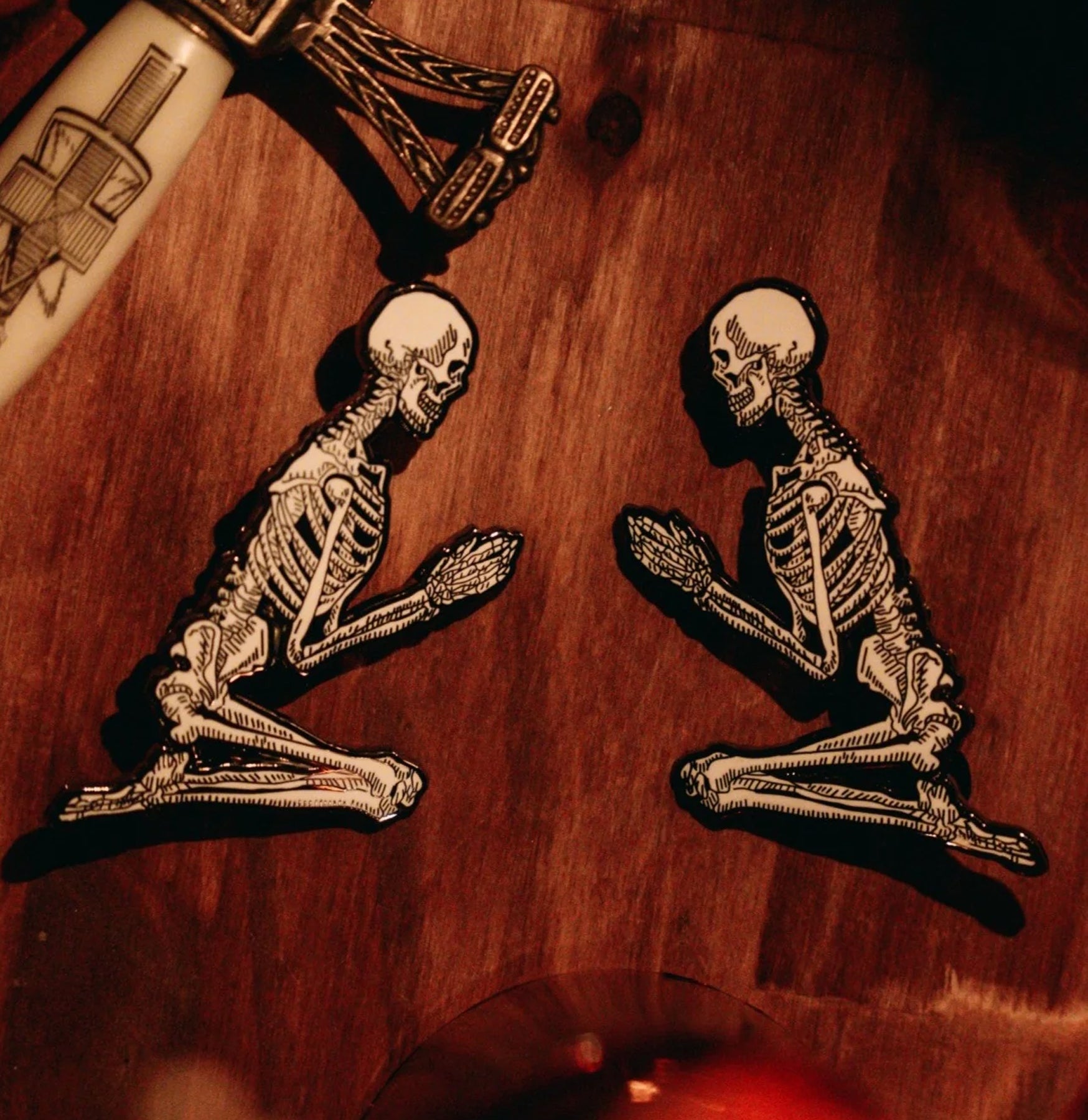 Prayer Skeletal Enamel Pin - Gothic Jewelry for Jackets, Backpacks & Hat Accessories - Perfect for Goth Fashion, Punk Style & Alternative Outfits